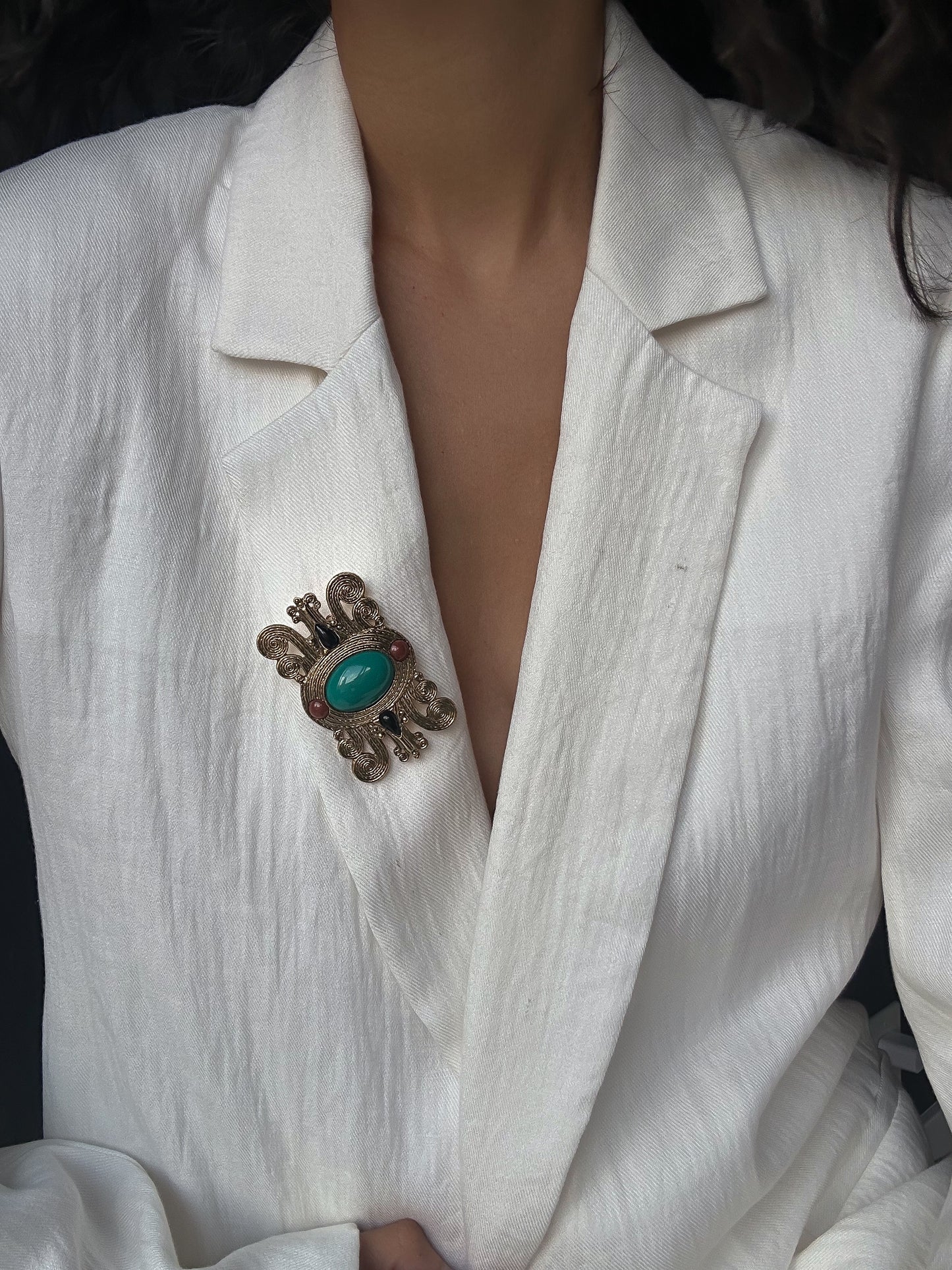 Royal Turquoise Empress Brooch|Vintage Baazaar 