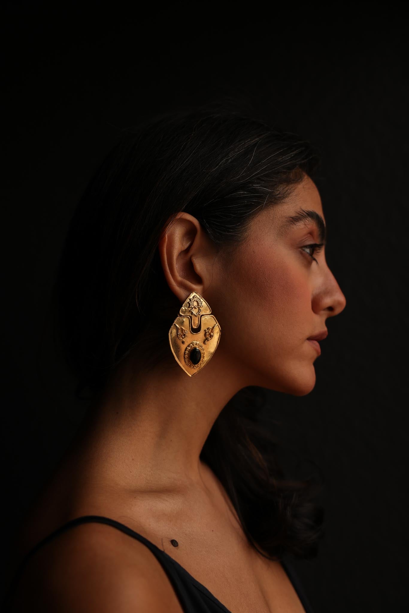 Gilded Noir Shield Earrings|Vintage Baazaar 