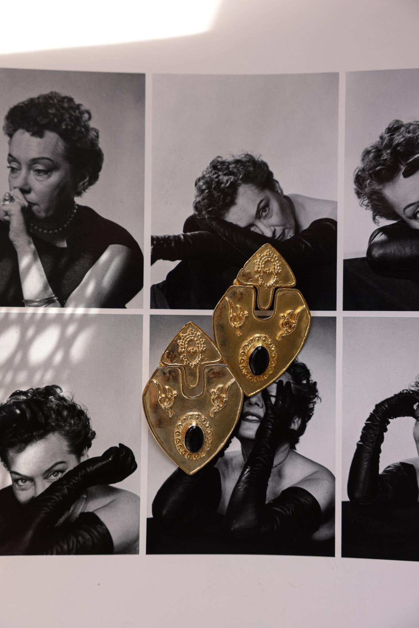 Gilded Noir Shield Earrings|Vintage Baazaar 