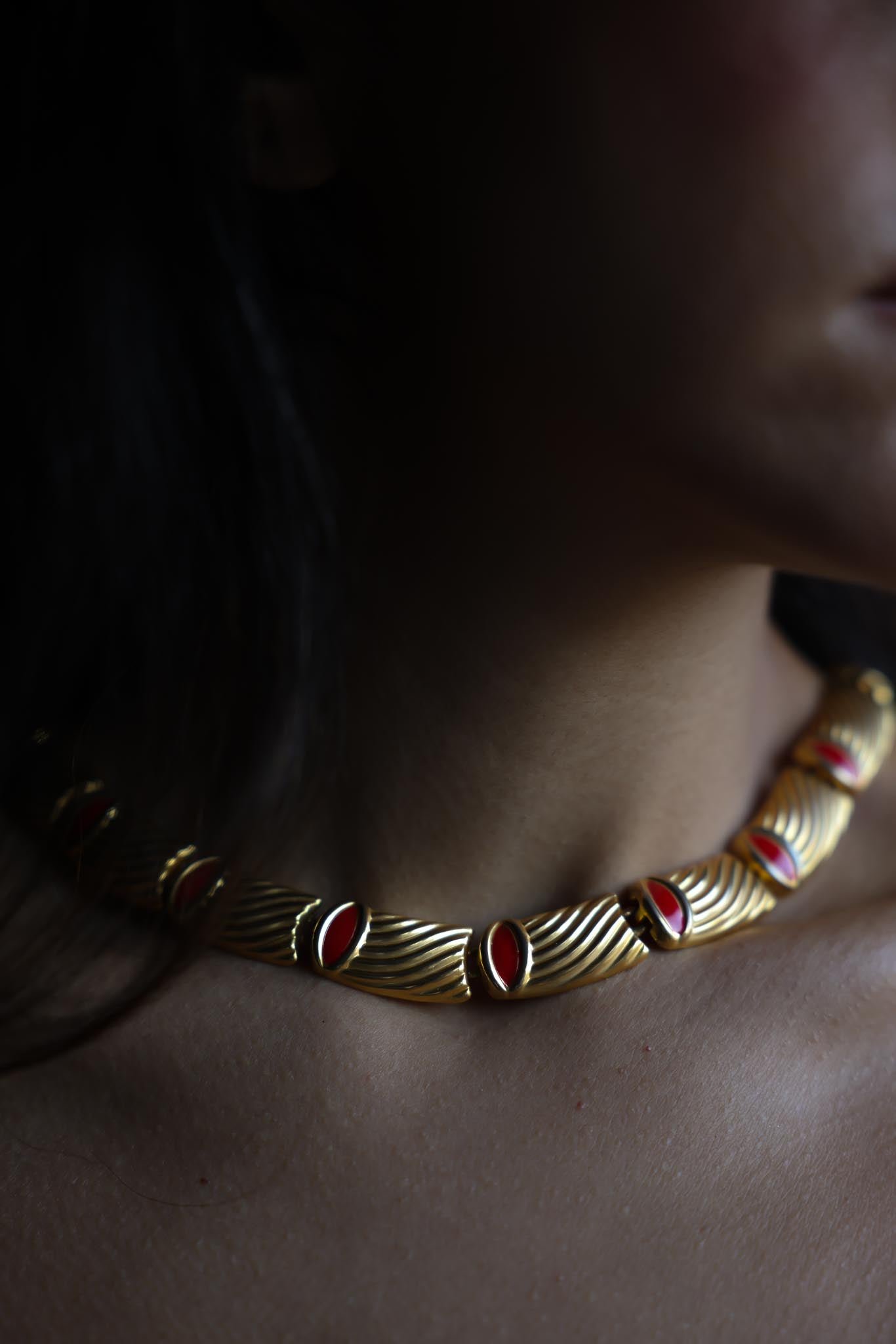 Crimson Wave Collar Necklace|Vintage Baazaar 