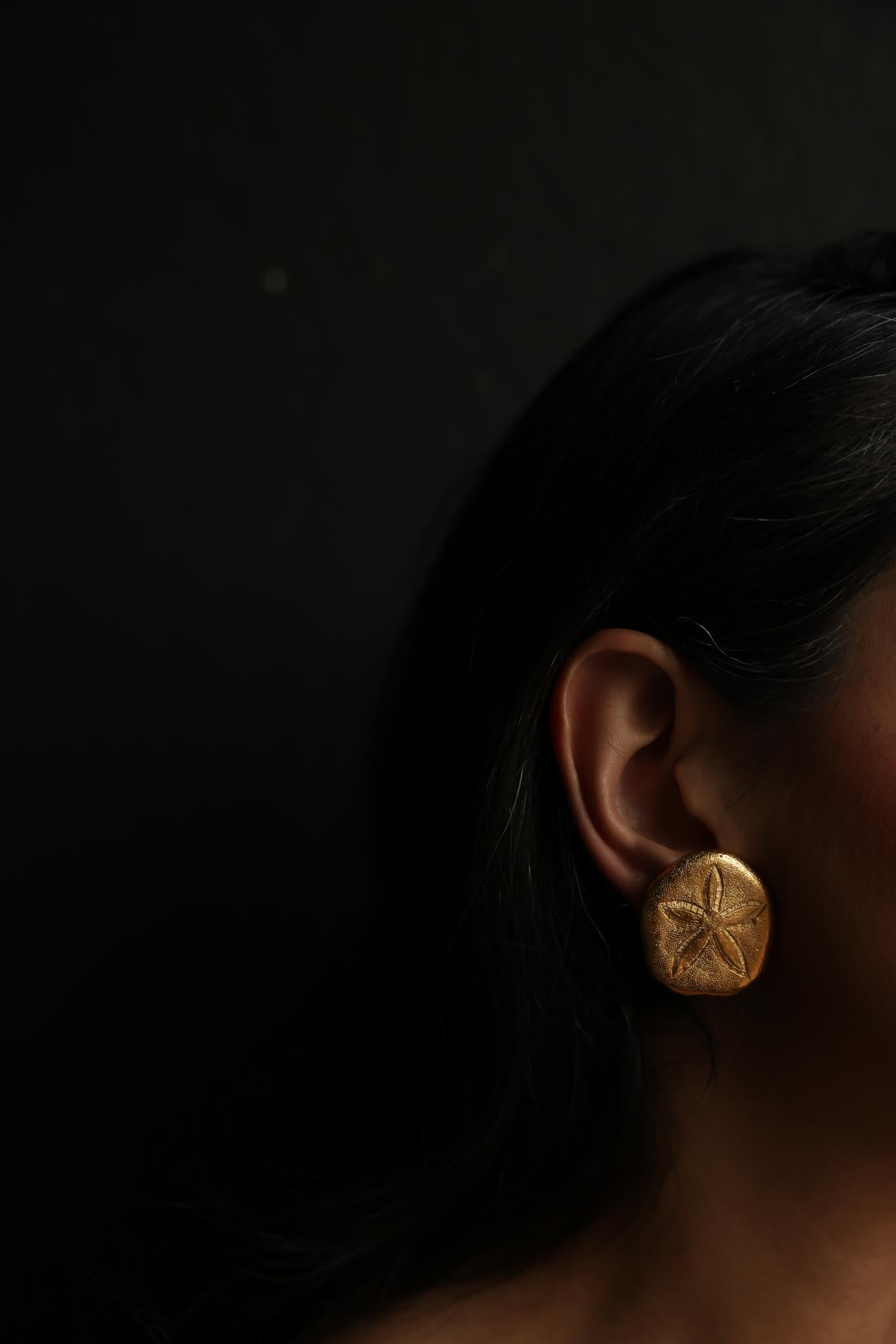 Brushed Gold Sand Dollar Clip-On Earrings