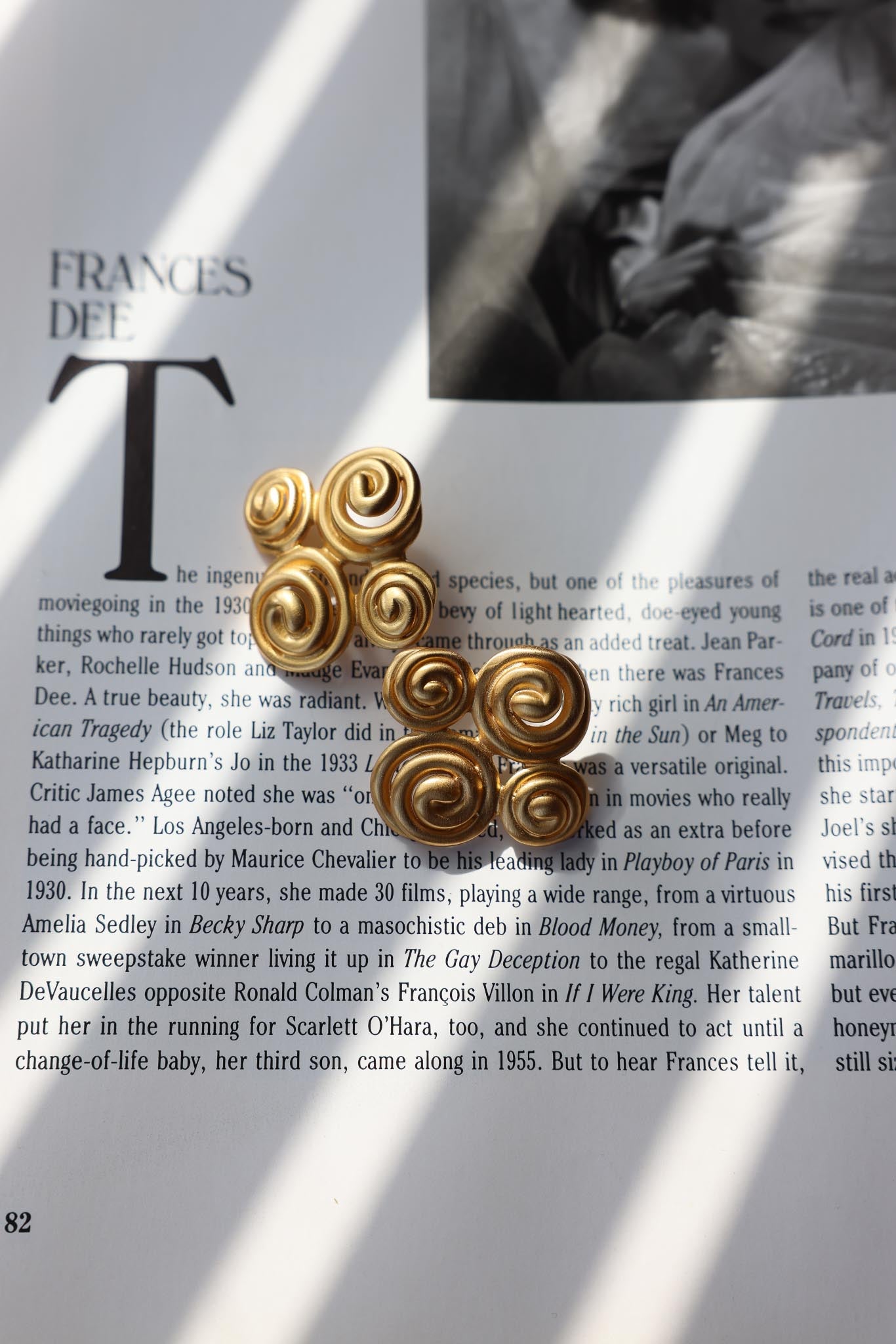 Golden Spiral Swirl Earrings|Vintage Baazaar 