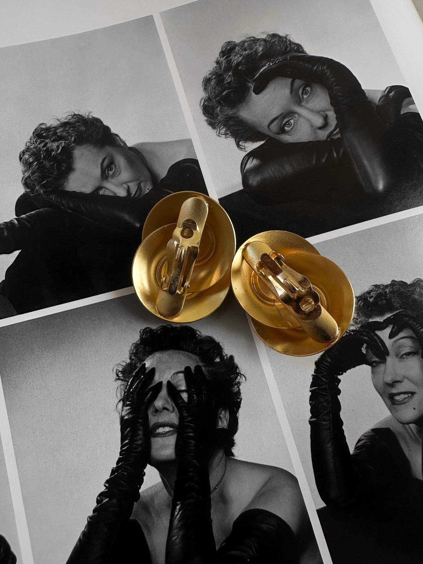 Golden Swirl Eclipse Earrings|Vintage Baazaar 