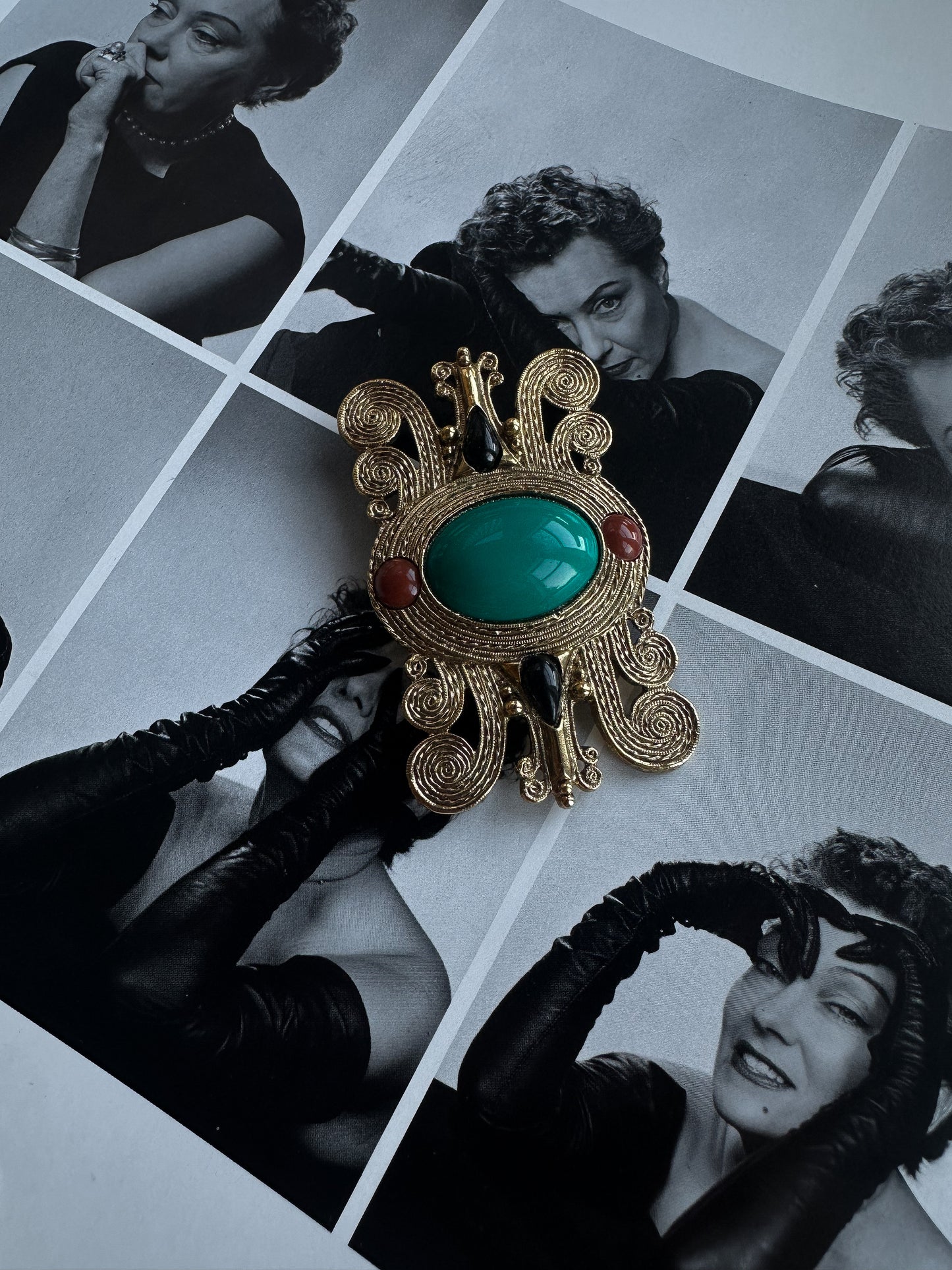 Royal Turquoise Empress Brooch|Vintage Baazaar 