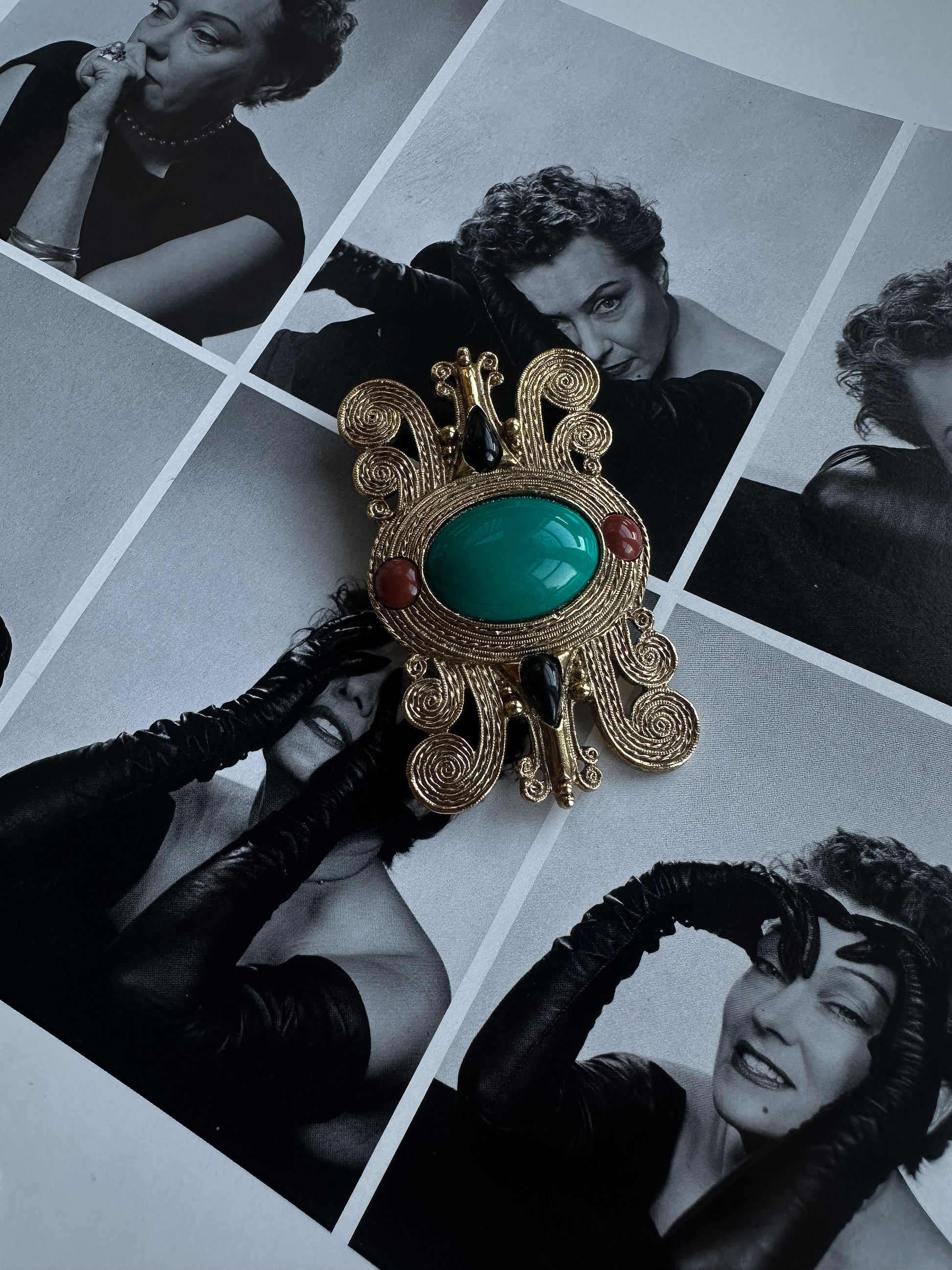 Royal Turquoise Empress Brooch|Vintage Baazaar 