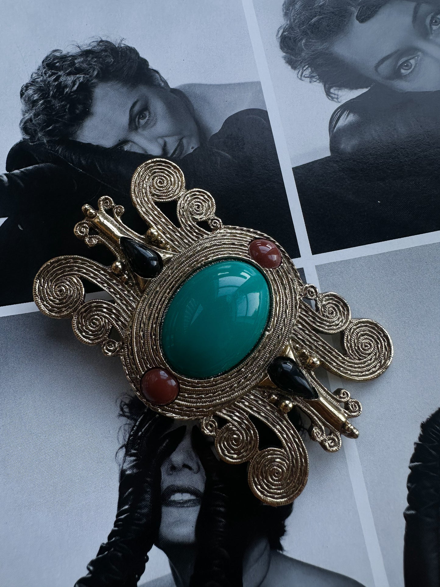 Royal Turquoise Empress Brooch|Vintage Baazaar 