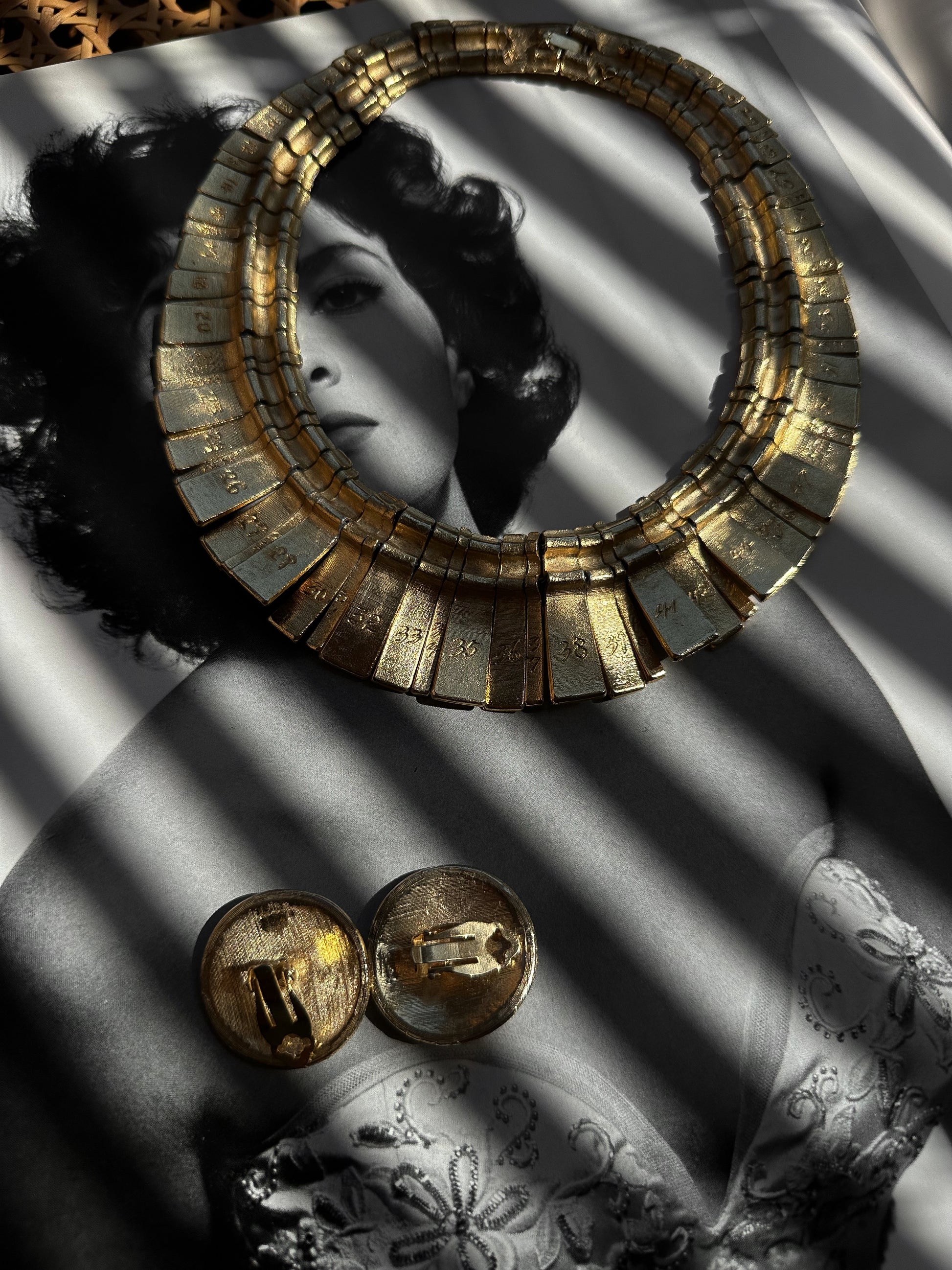 Les Bernard Unsigned Egyptian Revival Cleopatra Necklace And Earrings|Vintage Baazaar 
