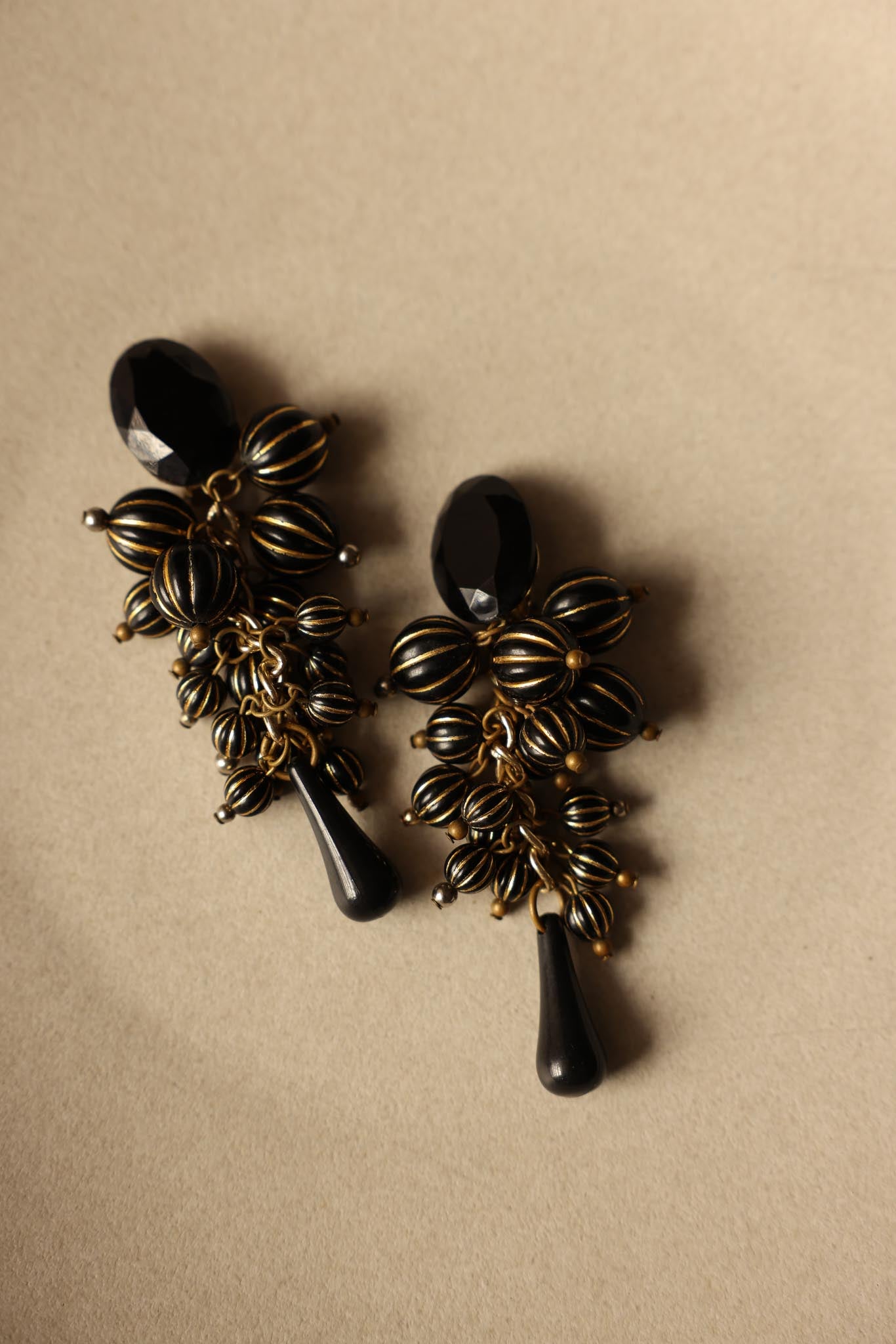 Clip on Earrings|Vintage Baazaar 