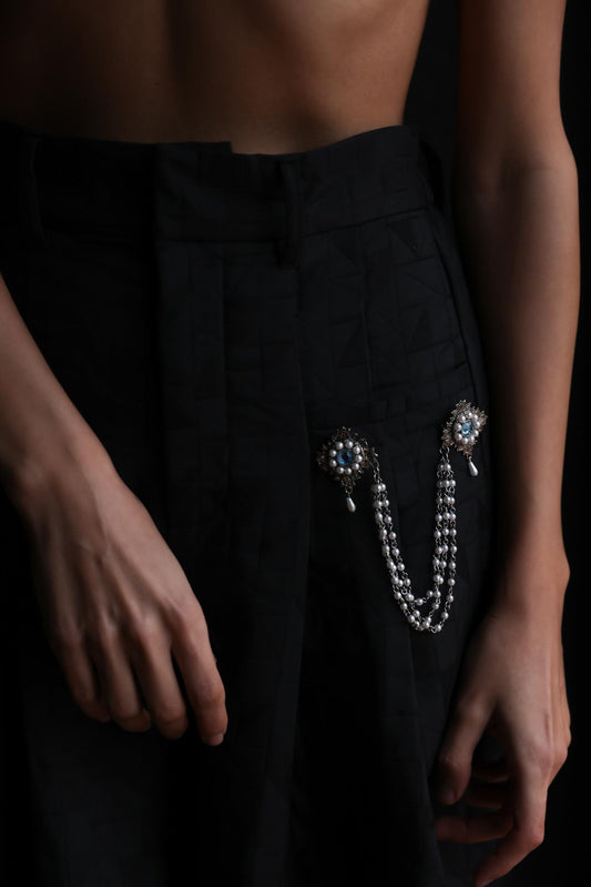 Regal Pearl Chain Brooch|Vintage Baazaar 