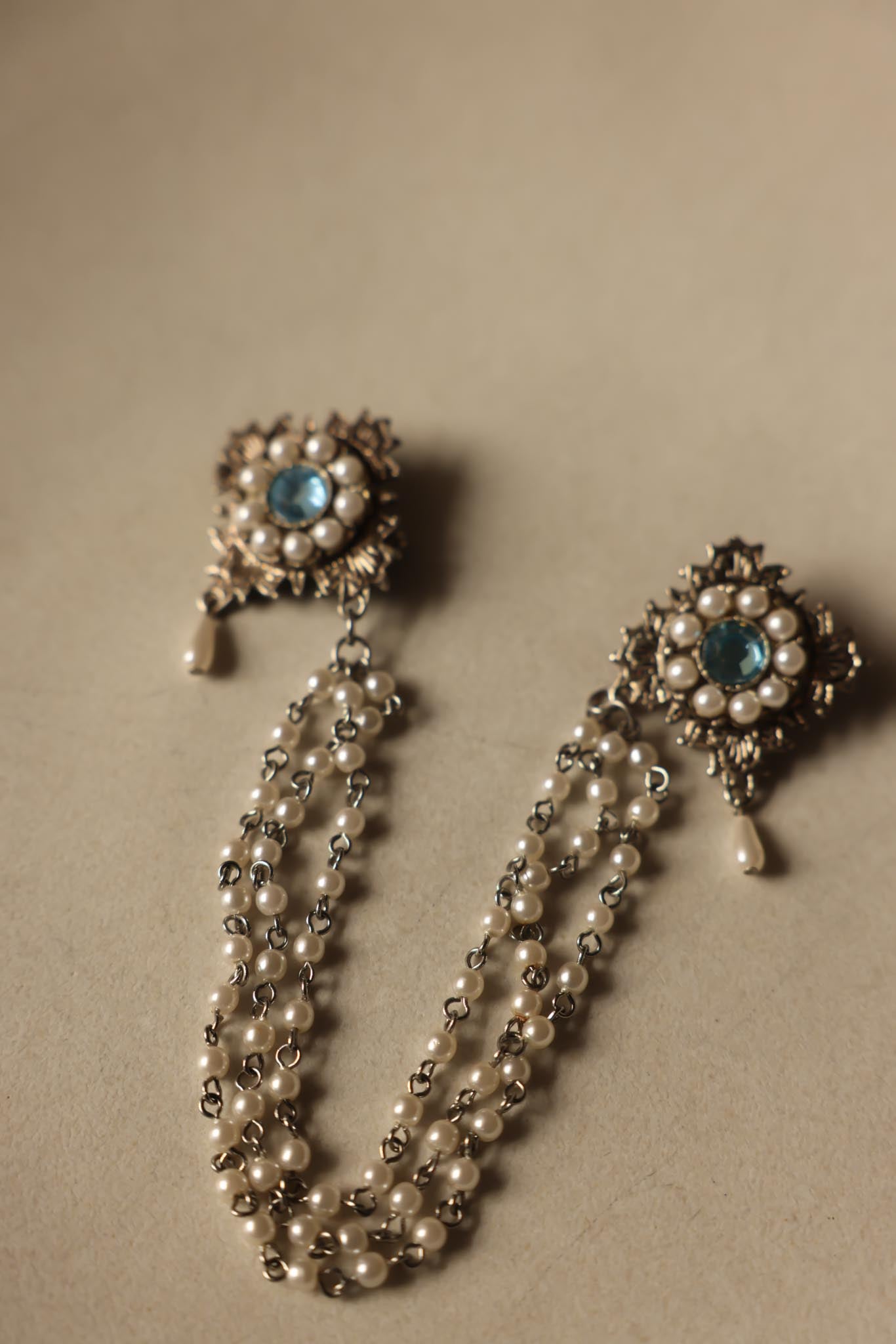 Regal Pearl Chain Brooch|Vintage Baazaar 