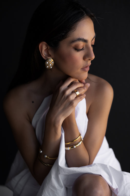 Gilded Dome Pearl Earrings|Vintage Baazaar 