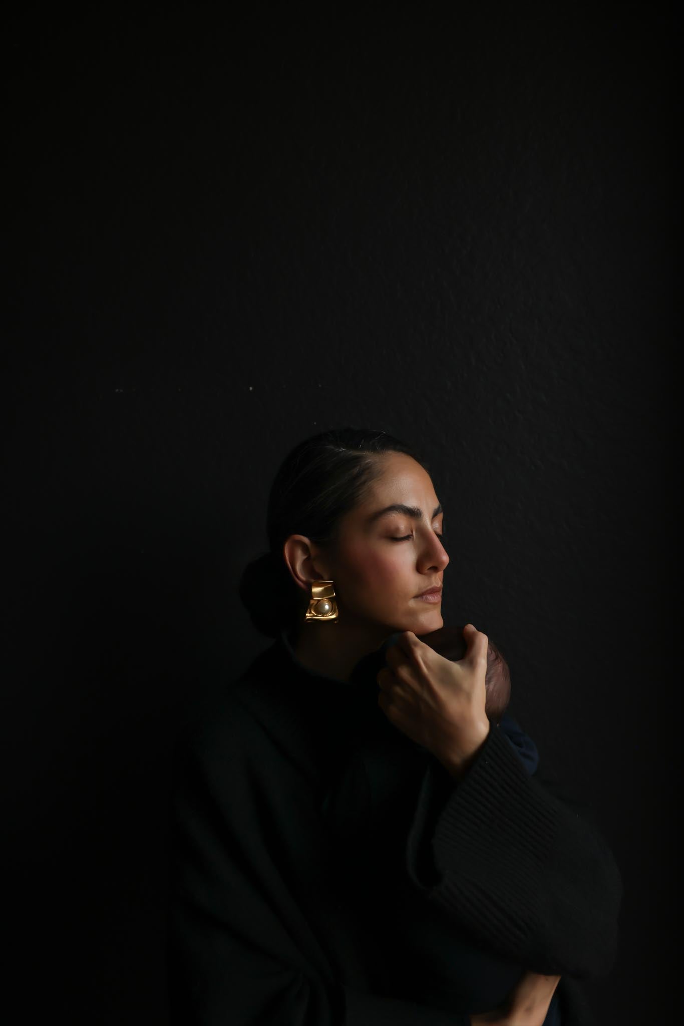 Sculpted Pearl Clip-On Earrings