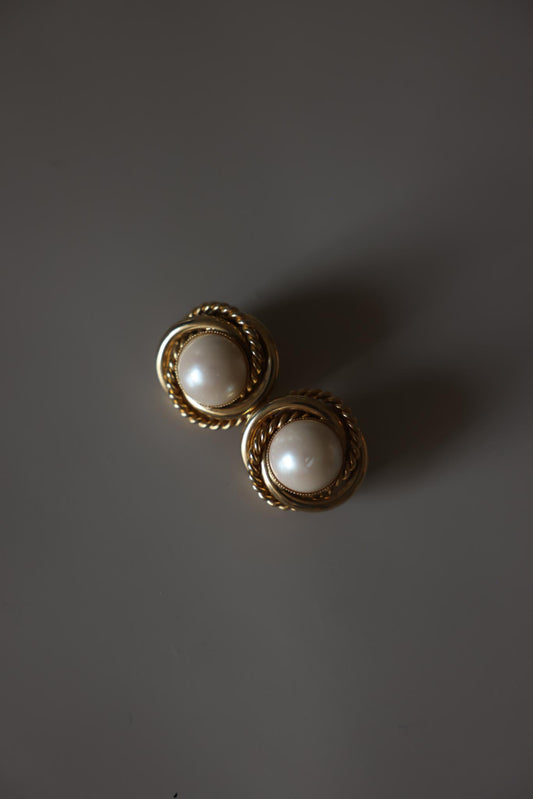 Chunky Faux Pearl Rope Border Clip-On Earrings