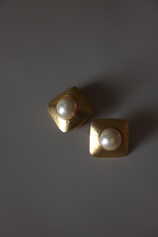 Matte Gold Faux Pearl Square Clip-On Earrings