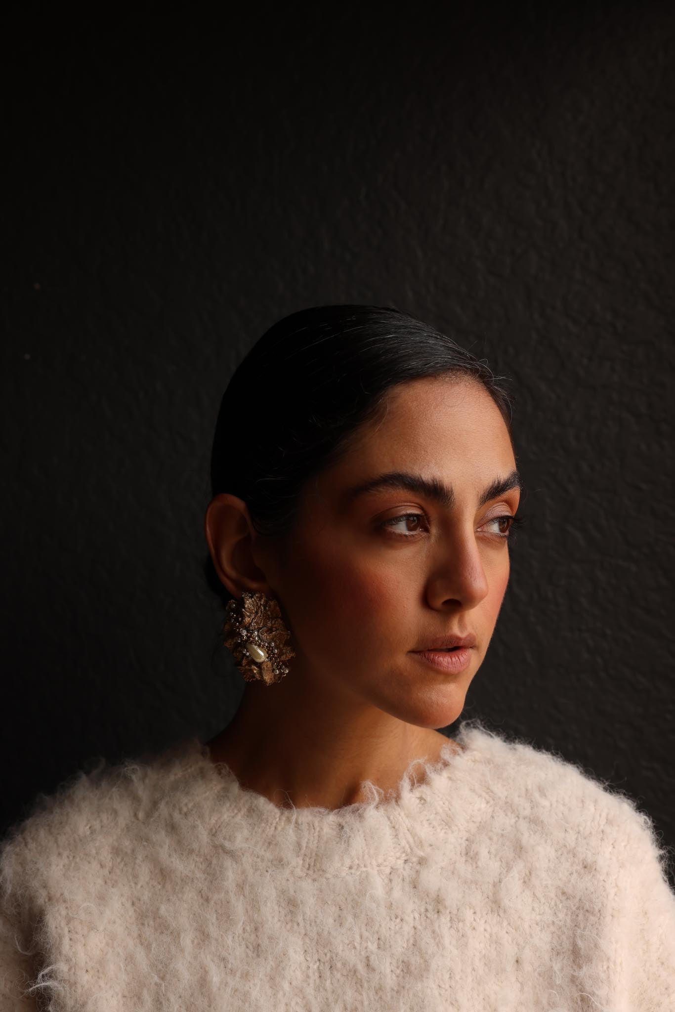 Golden Textured Pearl Cluster  Earrings|Vintage Baazaar 