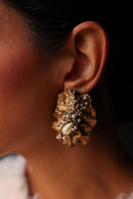 Golden Textured Pearl Cluster  Earrings|Vintage Baazaar 