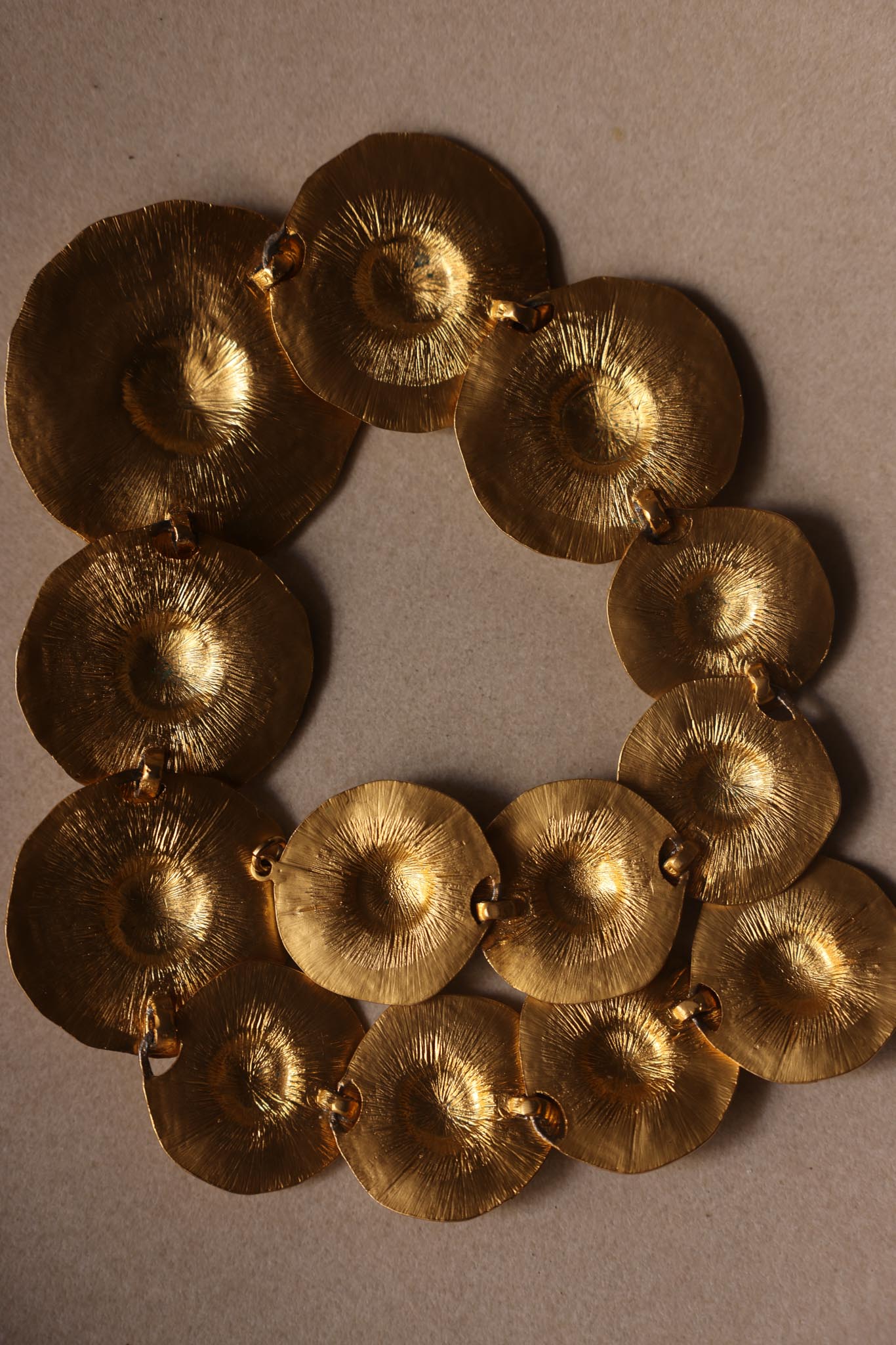 Vintage Chunky Matte Gold Black Cabochon Disc Statement Necklace