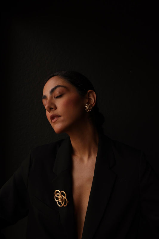 Golden Bloom Vintage Set (Earrings & Brooch)|Vintage Baazaar 