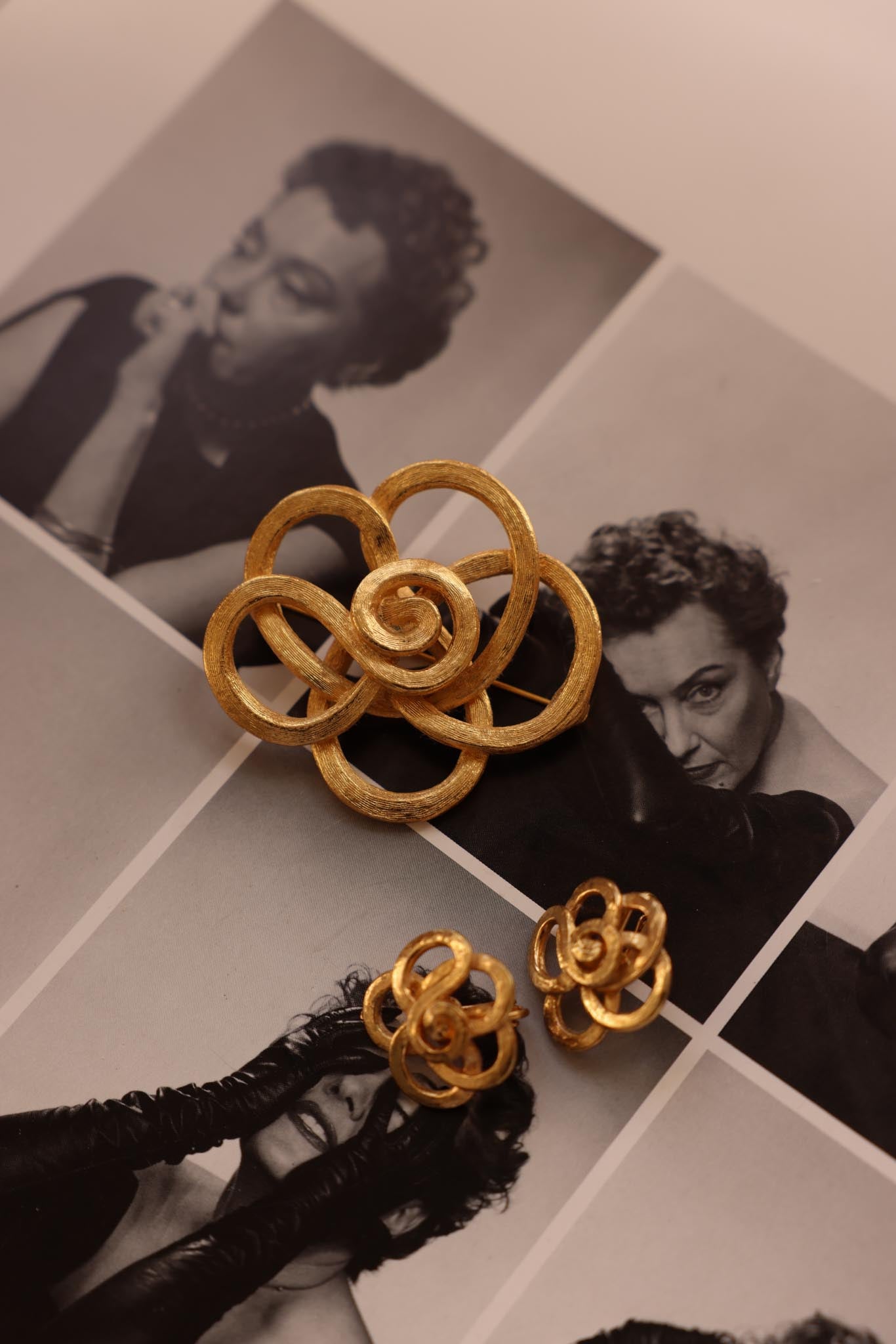 Golden Bloom Vintage Set (Earrings & Brooch)|Vintage Baazaar 