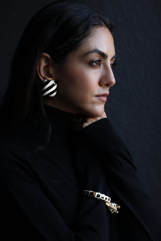Black & White Swirl Earrings|Vintage Baazaar 