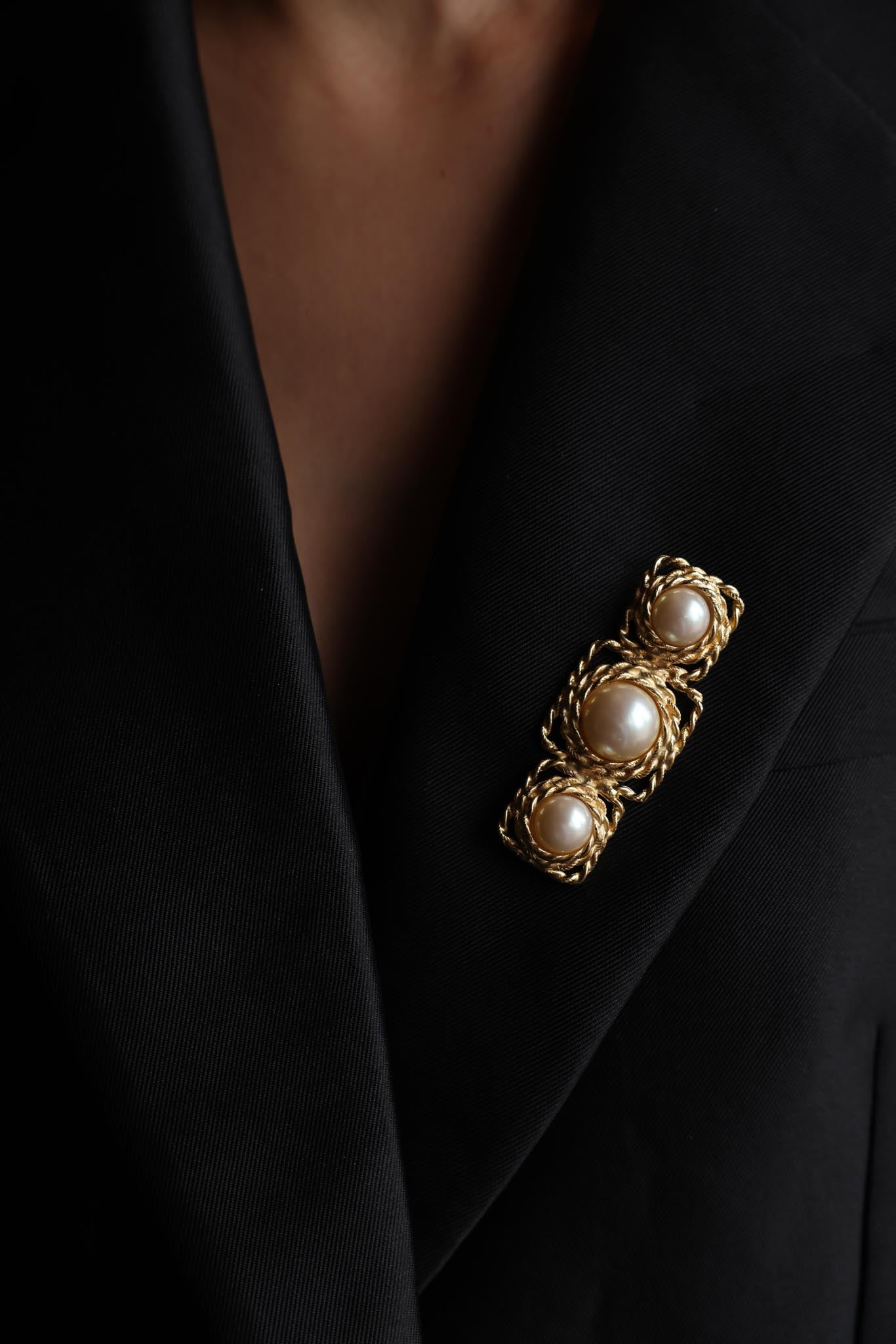 Triple Pearl Twist Brooch