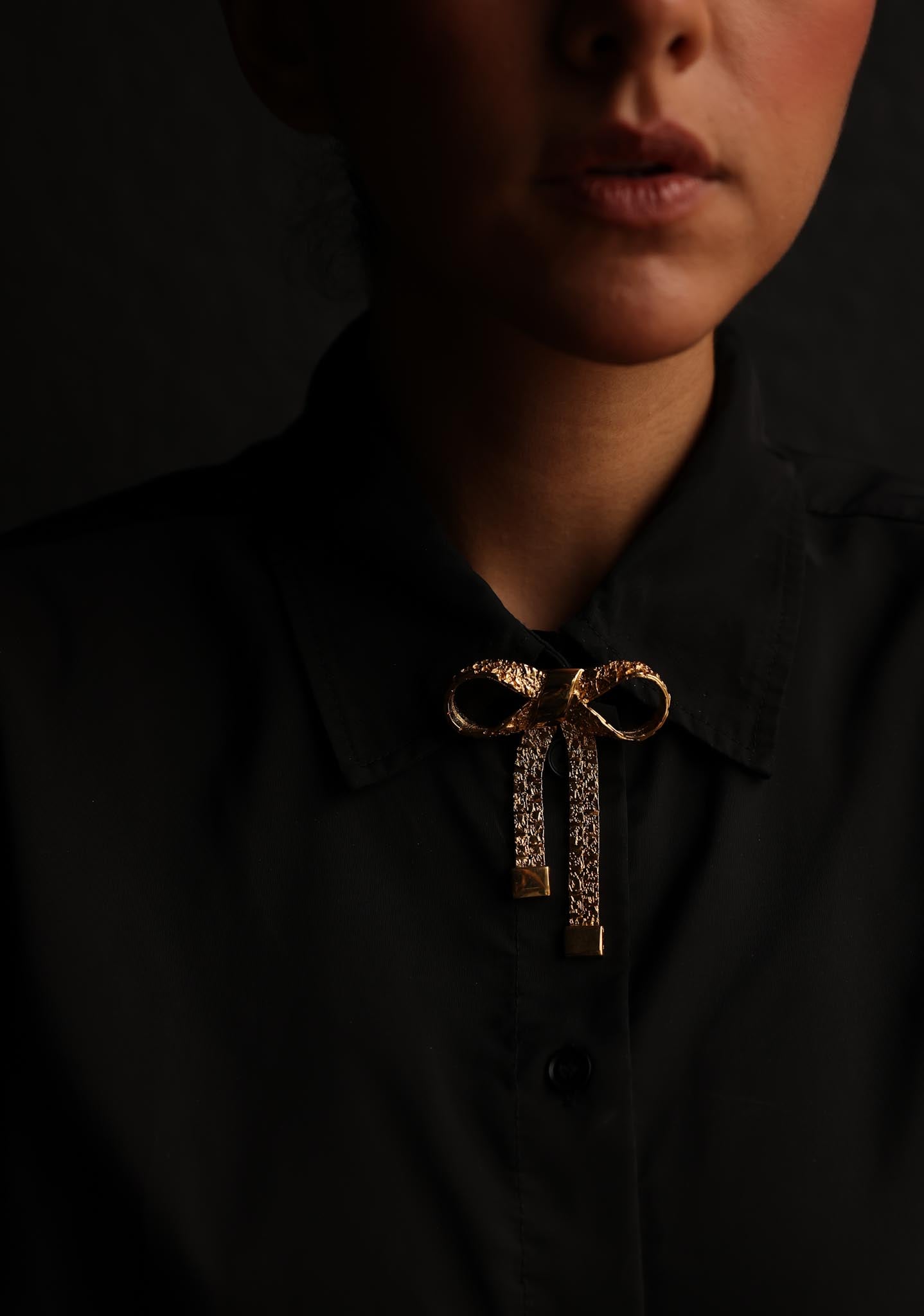 Golden Textured Ribbon Bow Brooch|Vintage Baazaar 