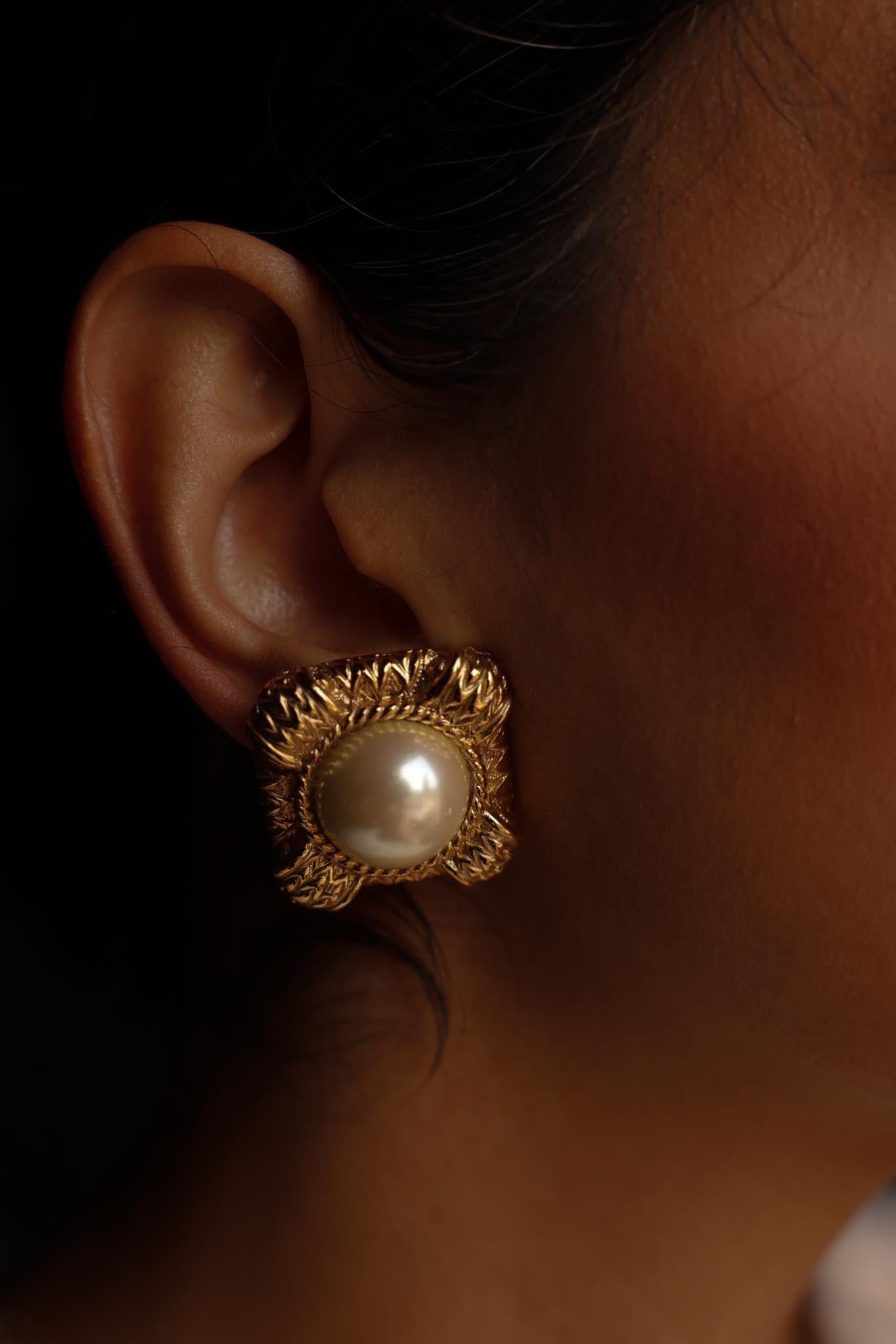 Regal Pearl Wreath  Earrings|Vintage Baazaar 