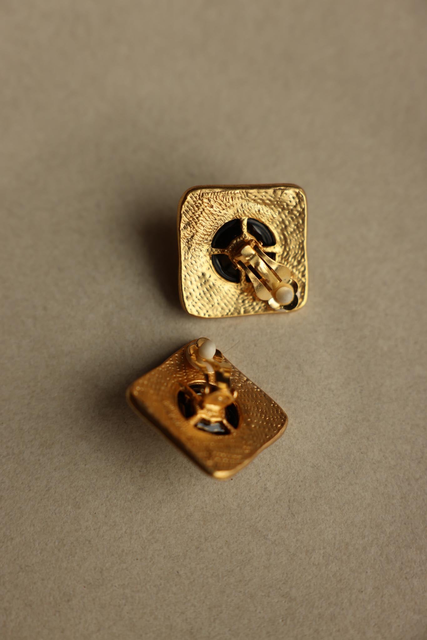 Matte Gold Square Black Cabochon Clip-On Earrings|Vintage Baazaar 