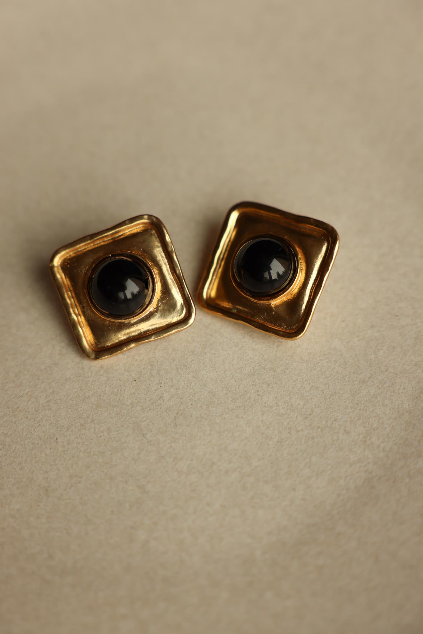 Matte Gold Square Black Cabochon Clip-On Earrings|Vintage Baazaar 
