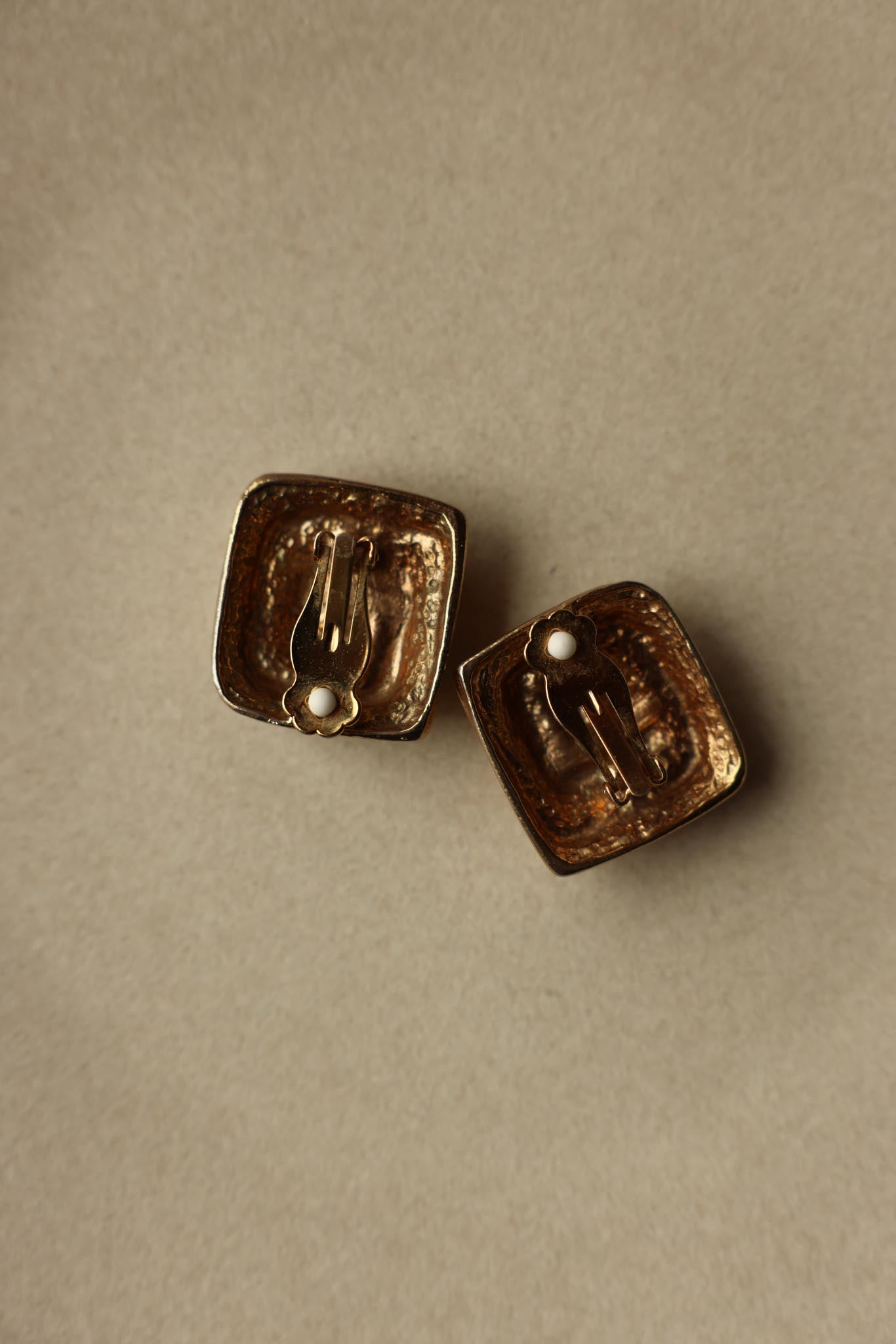 Gold Tone Spiral Square Clip-On Earrings