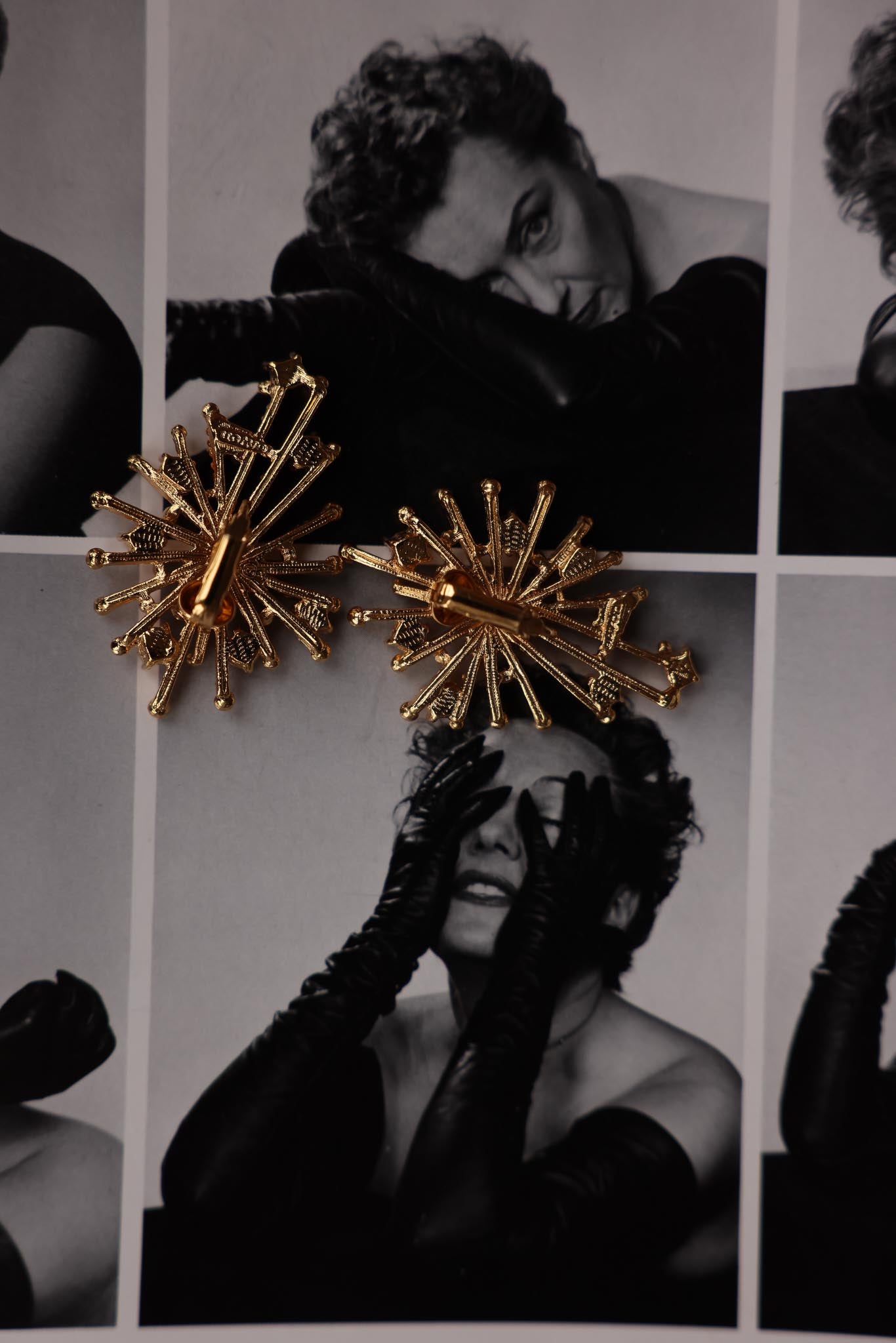 Avon Starburst Clip On  Earrings|Vintage Baazaar 