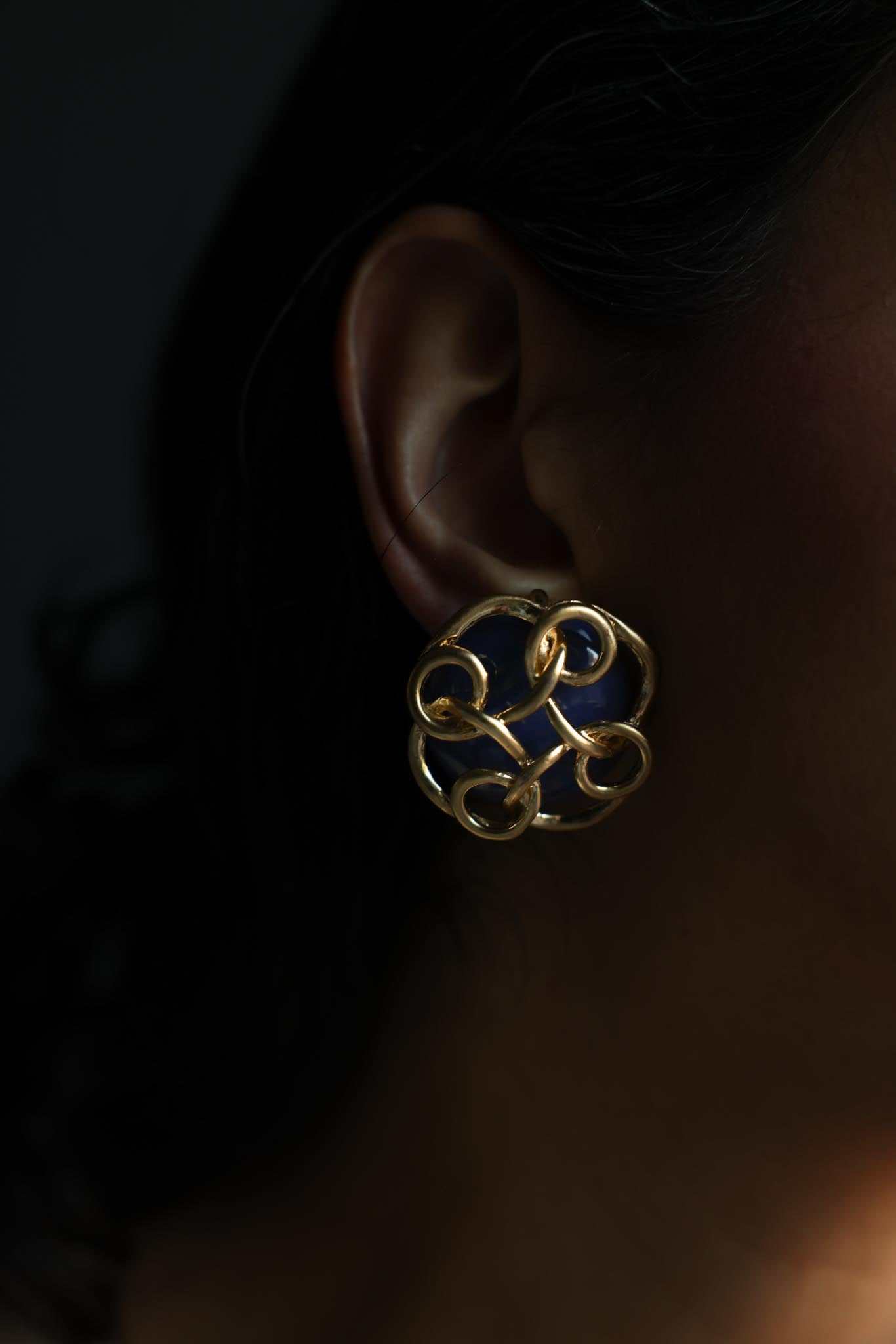 Gold Tone Purple Enamel Knot Clip-On Earrings