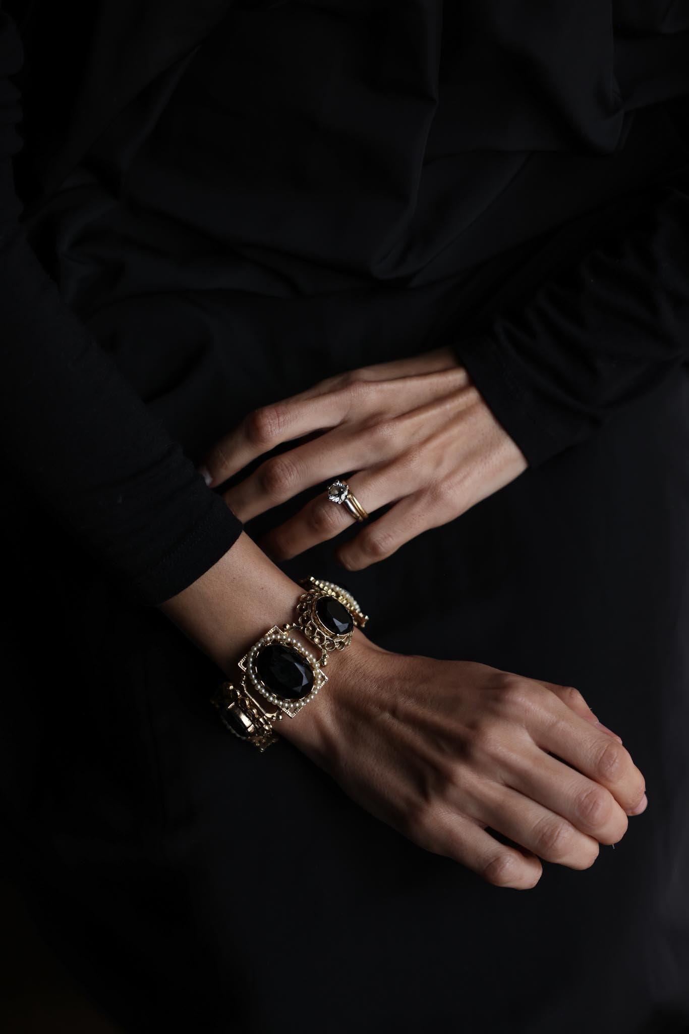 Gold-Plated Antique Bracelet with Glass and Faux Pearls|Vintage Baazaar 