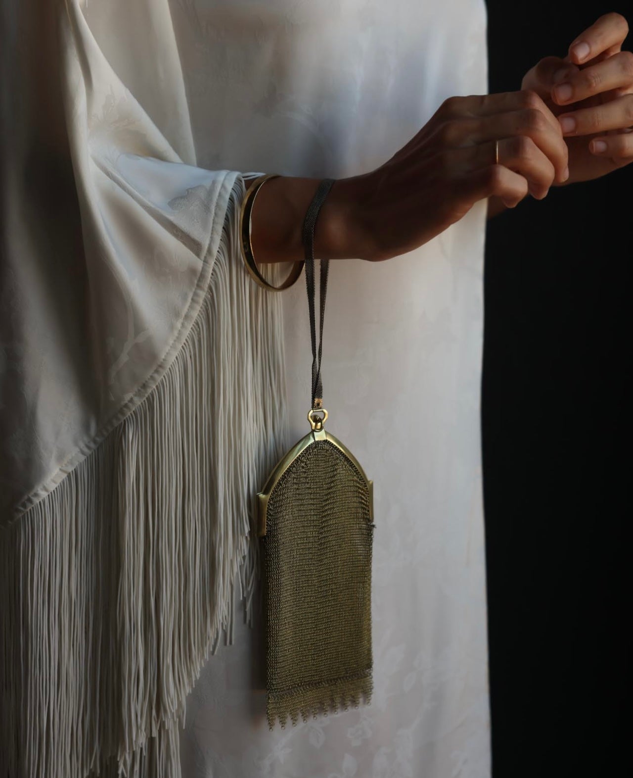 1920s Art Deco Gold Tone Mesh Wristlet Bag with Blue Cabochon
