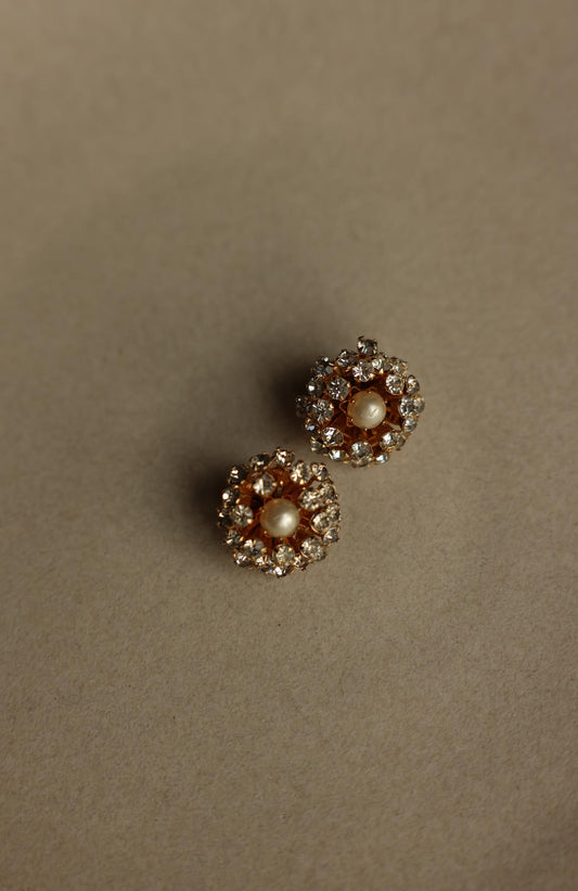Gold-Tone Faux Pearl And Rhinestone Cluster Clip-On Earrings|Vintage Baazaar 