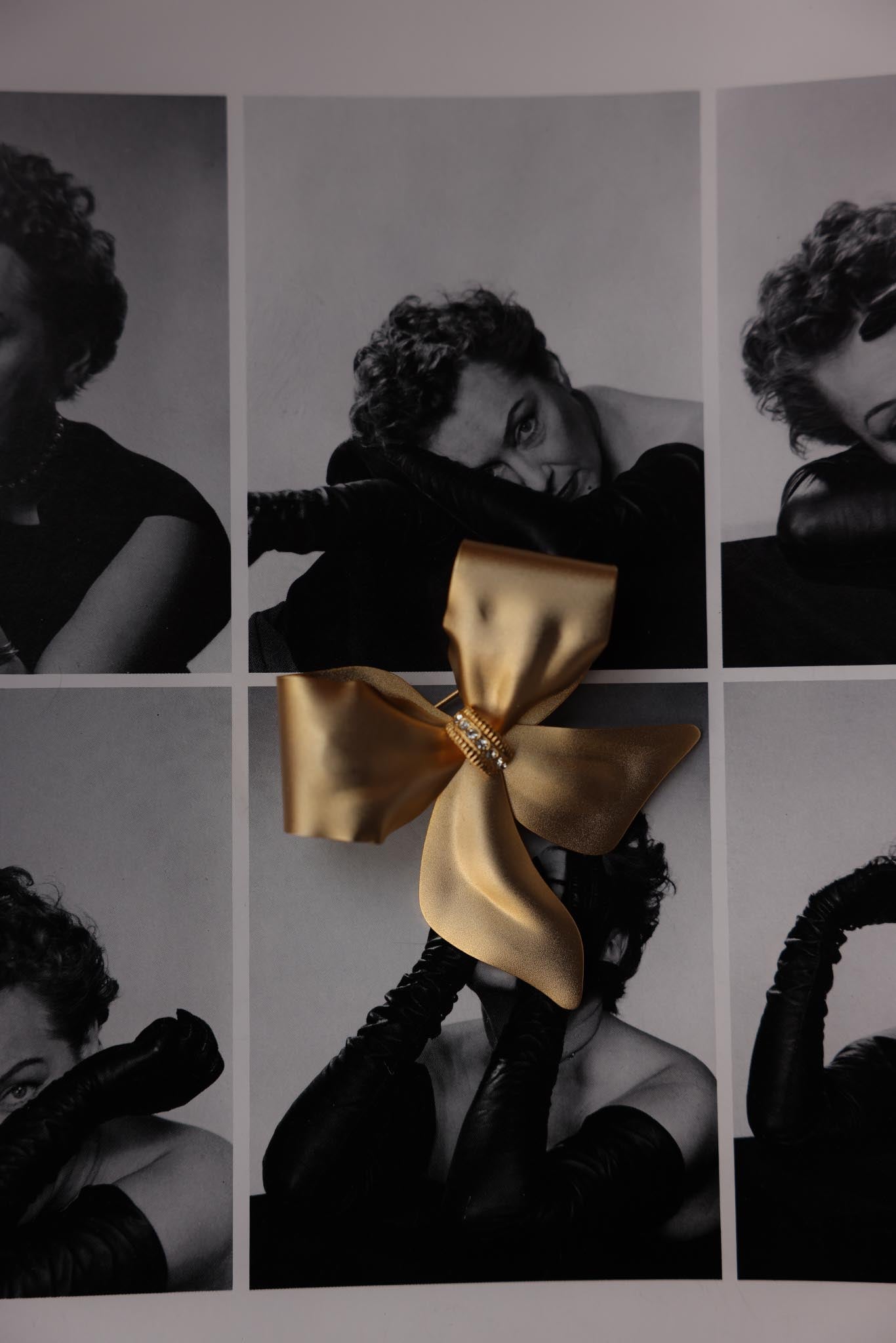 Golden Bow Brooch|Vintage Baazaar 