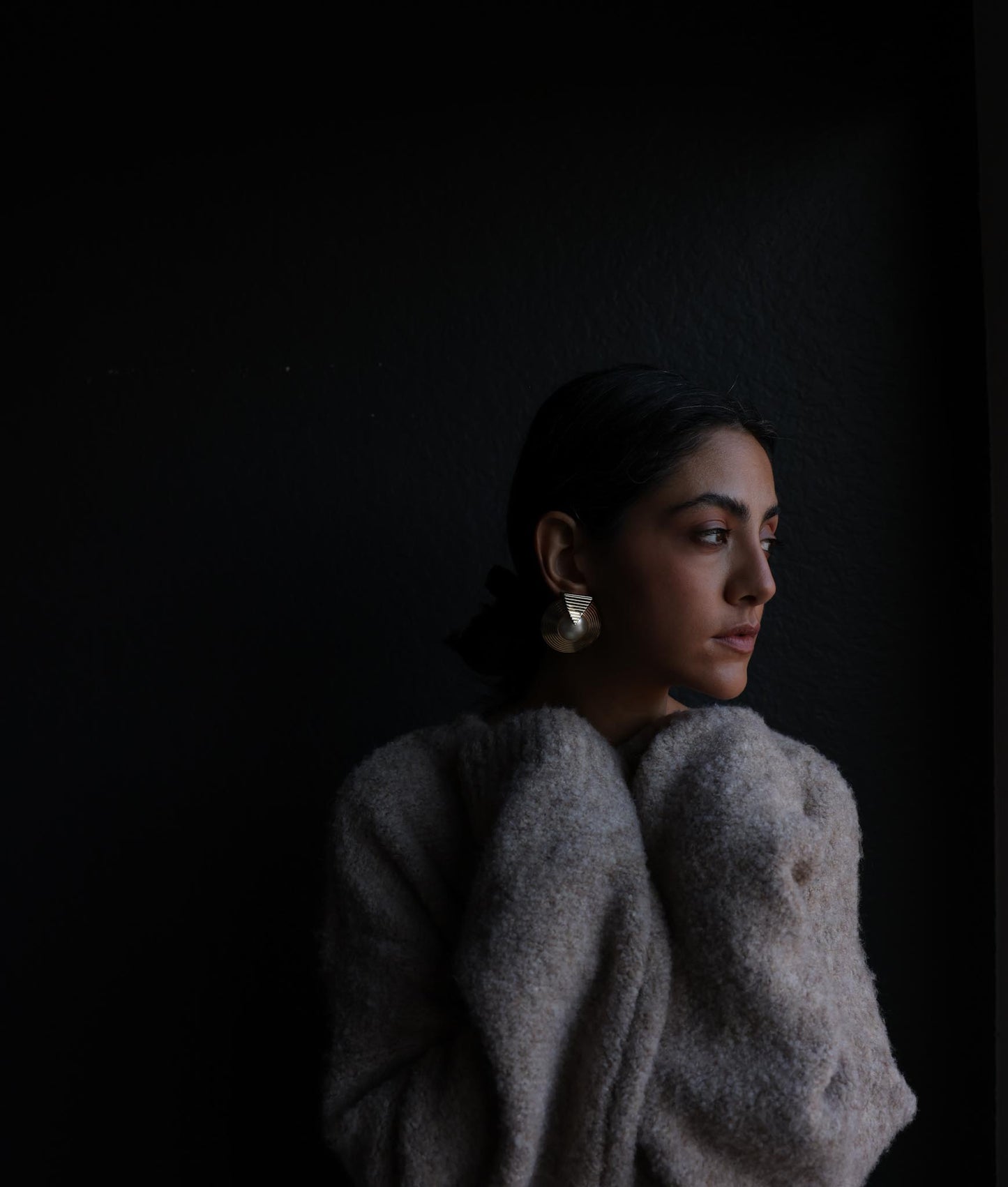 Golden Orbit Pearl Earrings|Vintage Baazaar 