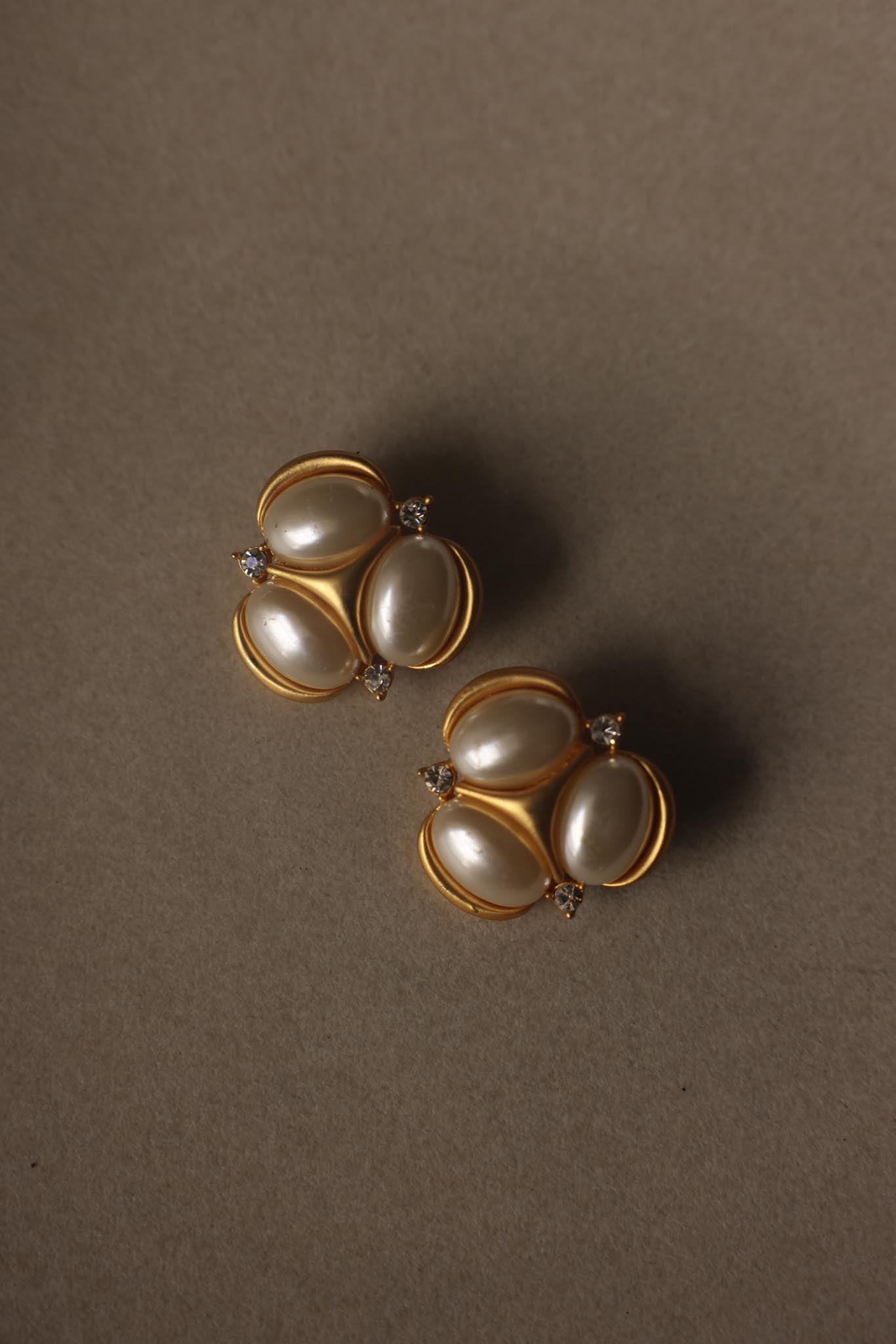 1980s Faux Pearl & Rhinestone Gold Tone Clip-On Earrings