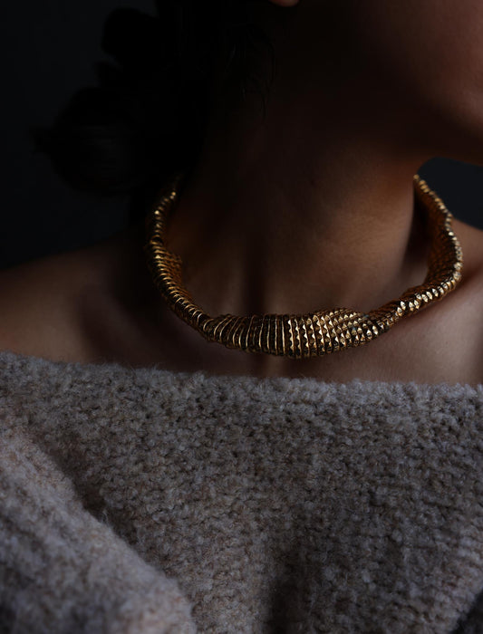 Golden Echo Collar Necklace|Vintage Baazaar 