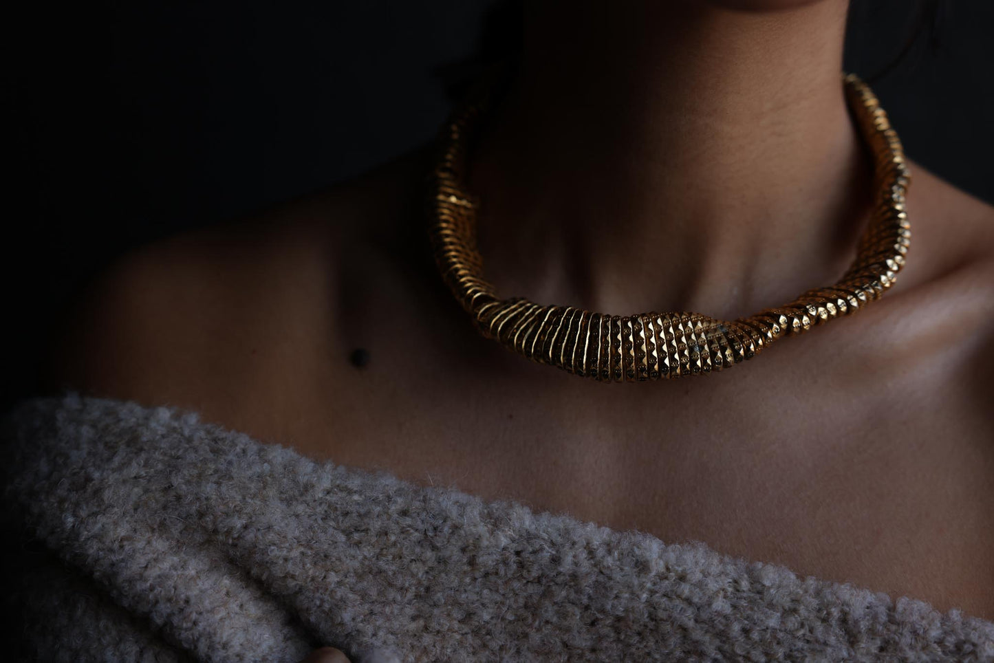 Golden Echo Collar Necklace|Vintage Baazaar 