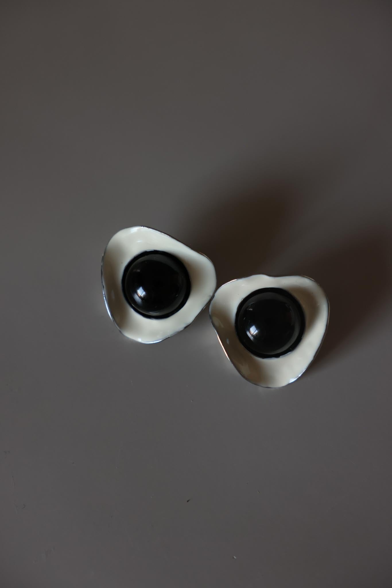 White Enamel Black Cabochon Clip-On Earrings