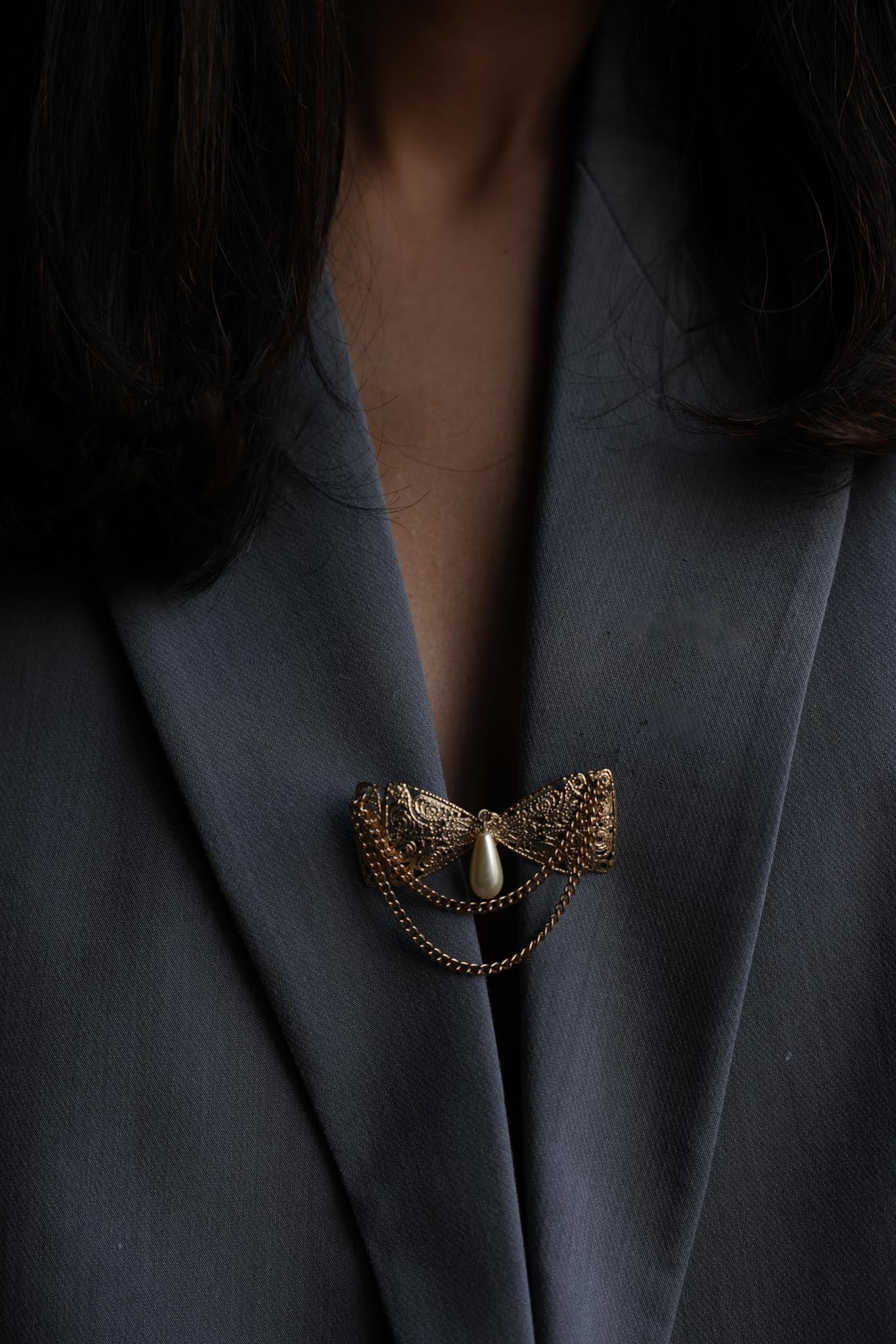 Filigree Bow Brooch with Pearl and Chains|Vintage Baazaar 