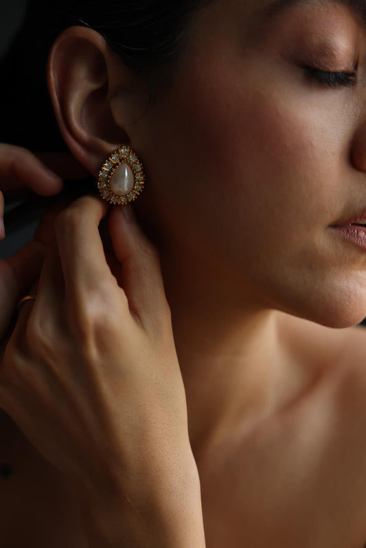 Gold Tone Faux Pearl Rhinestone Clip-On Earrings