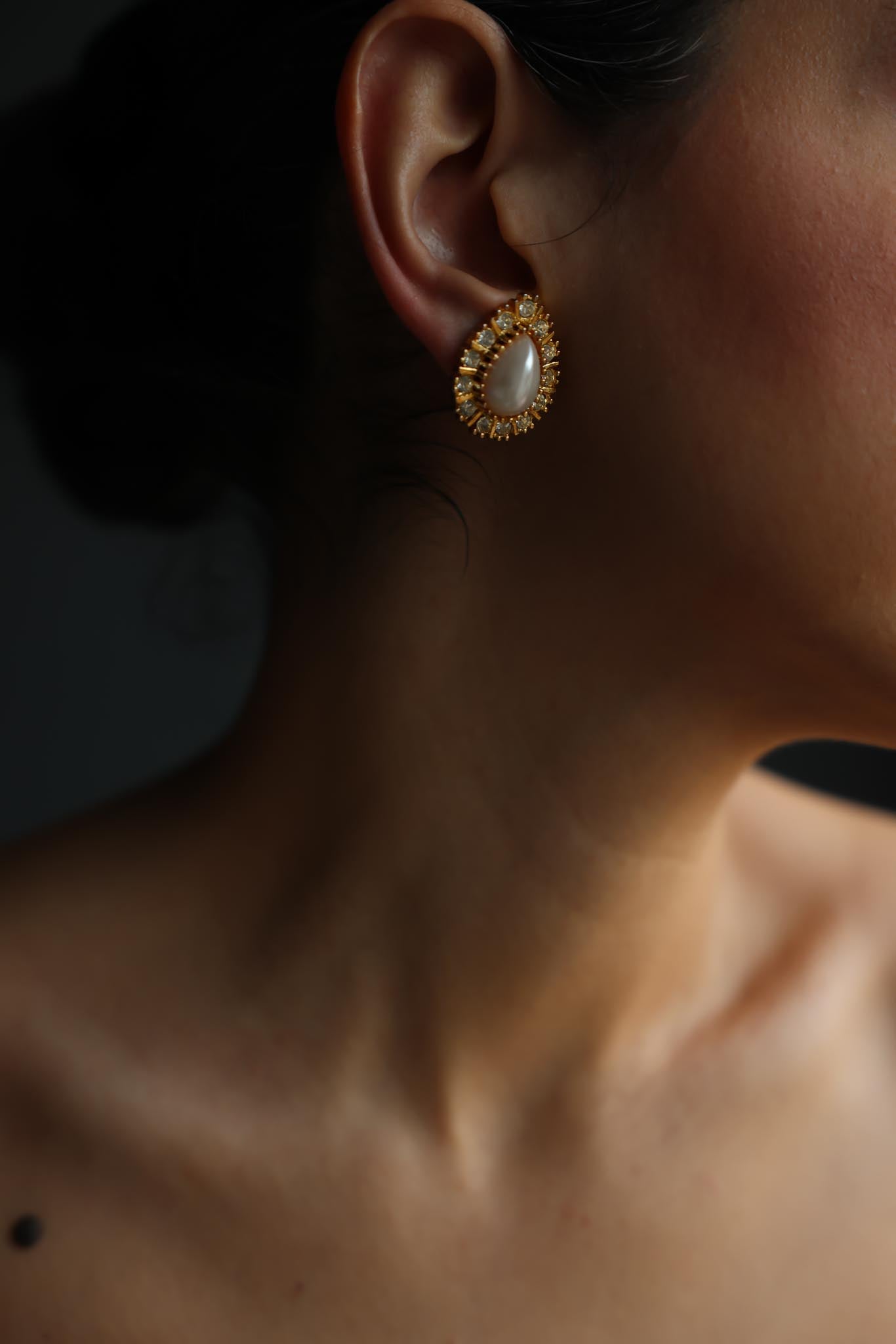 Gold Tone Faux Pearl Rhinestone Clip-On Earrings