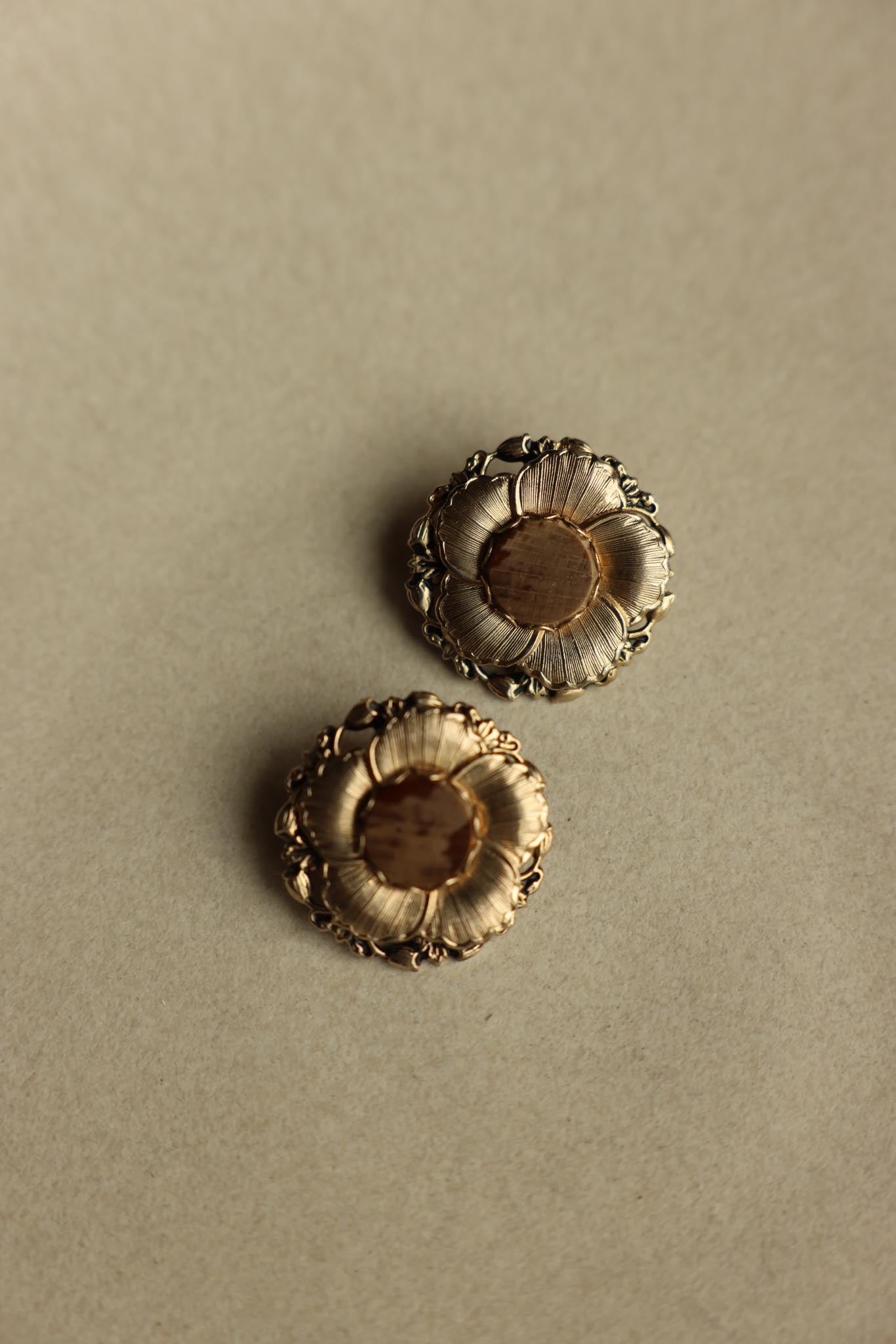 Light Gold Tone Brown Glass Center Clip-On Earrings