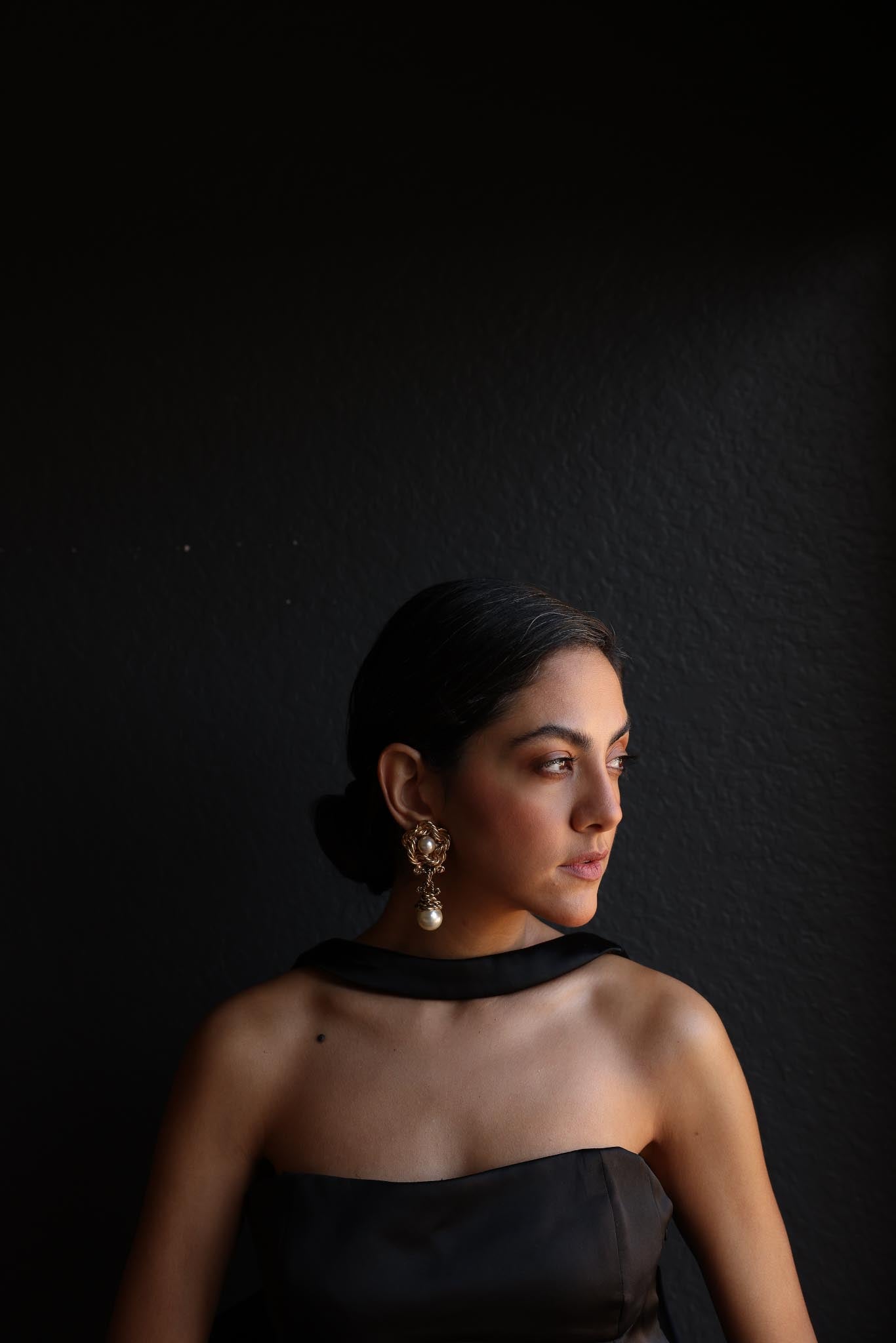 Baroque Elegance Pearl Drop Earrings|Vintage Baazaar 