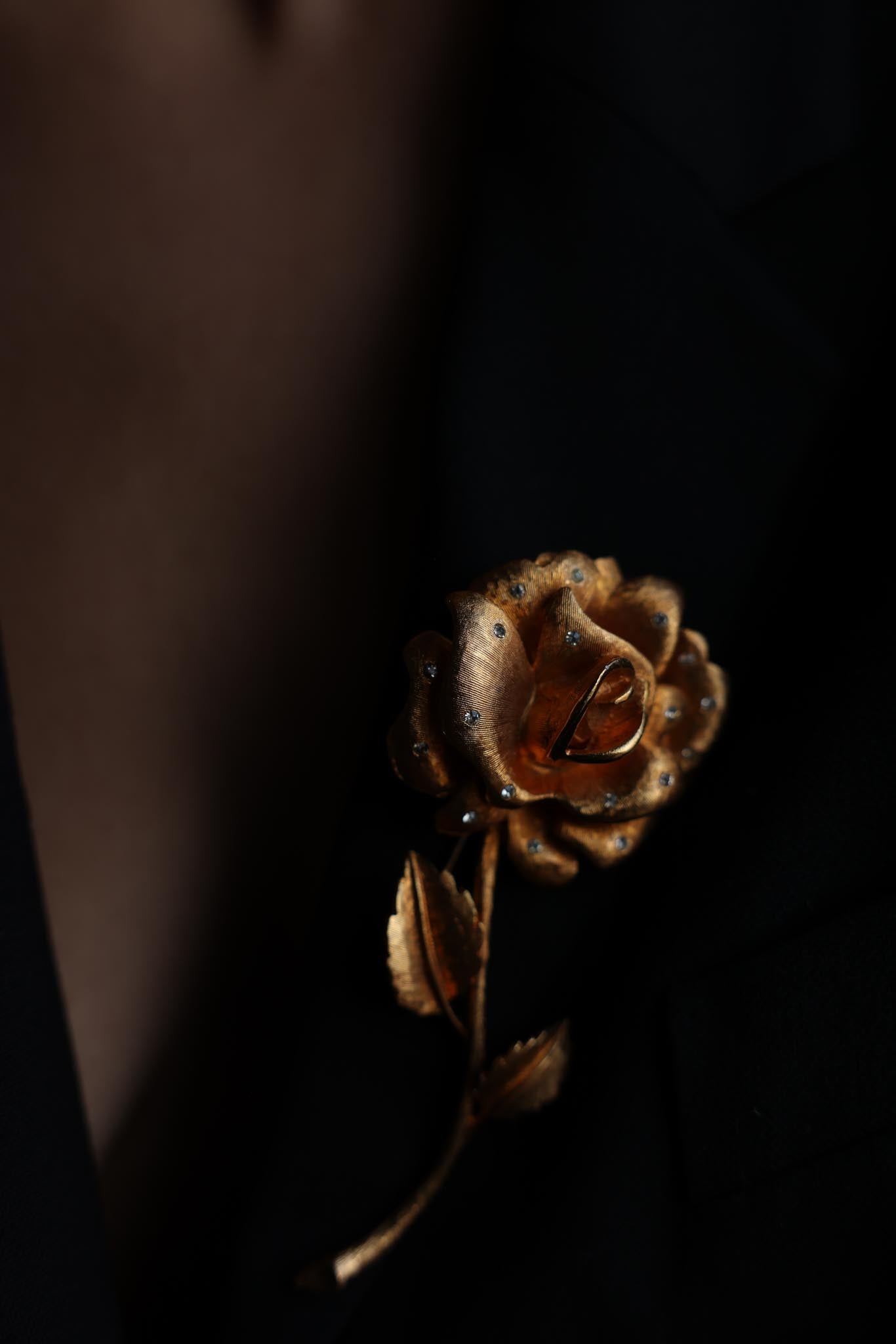 Gold Rose Brooch|Vintage Baazaar 