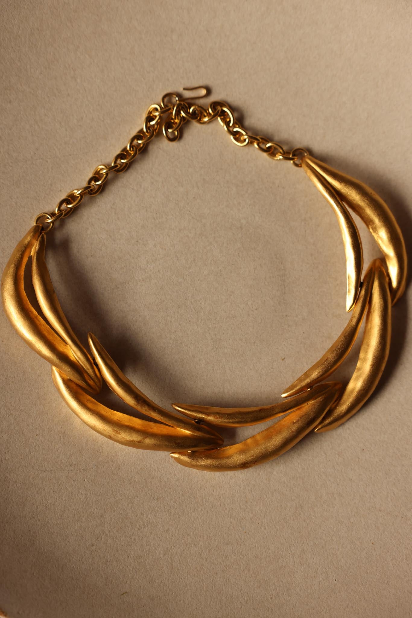 Matte Gold-Plated Statement Necklace|Vintage Baazaar 