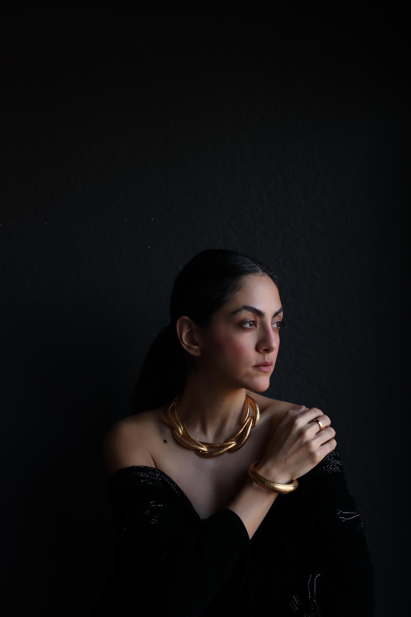 Matte Gold-Plated Statement Necklace|Vintage Baazaar 