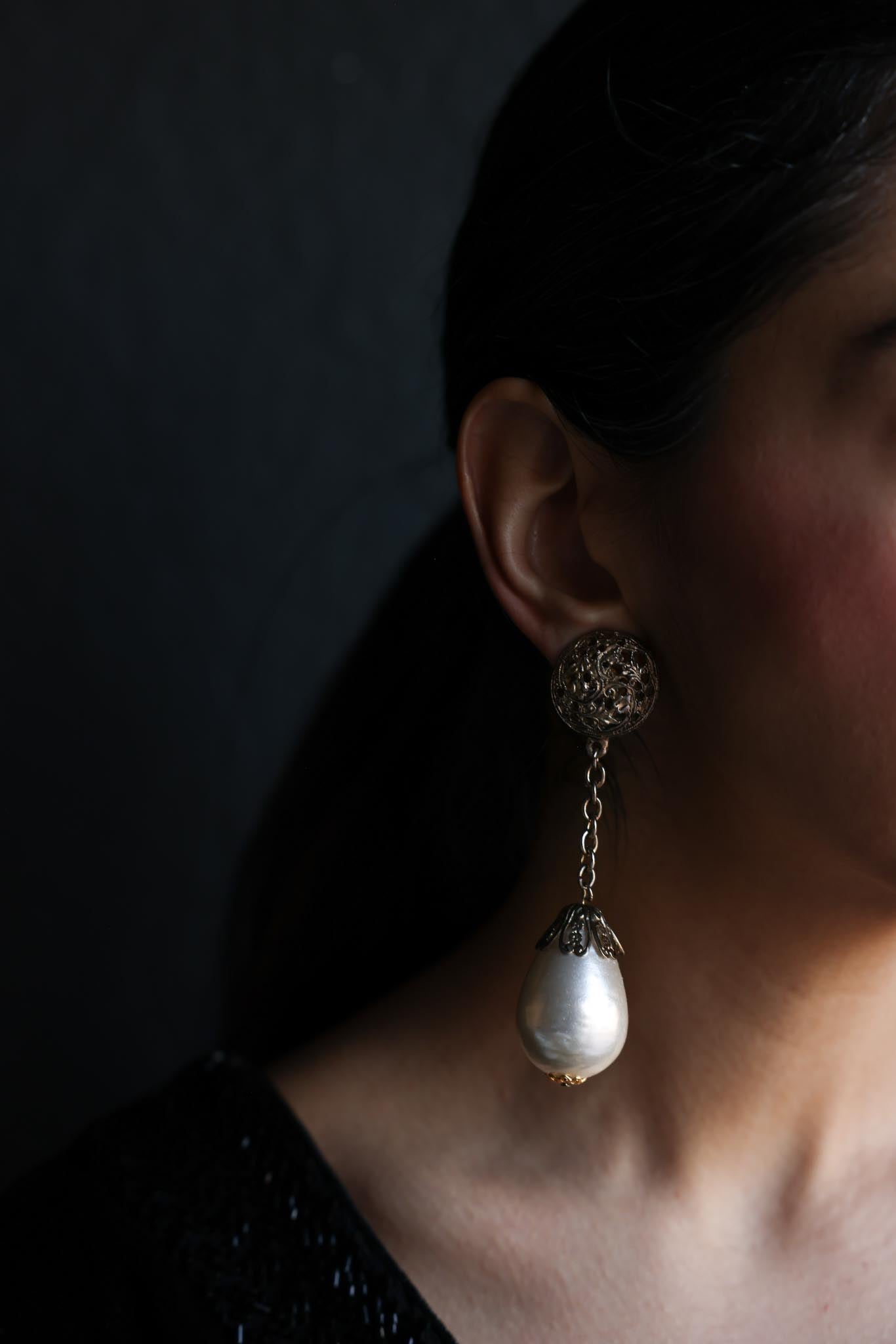 Baroque Pearl Drop Clip-On Earrings|Vintage Baazaar 